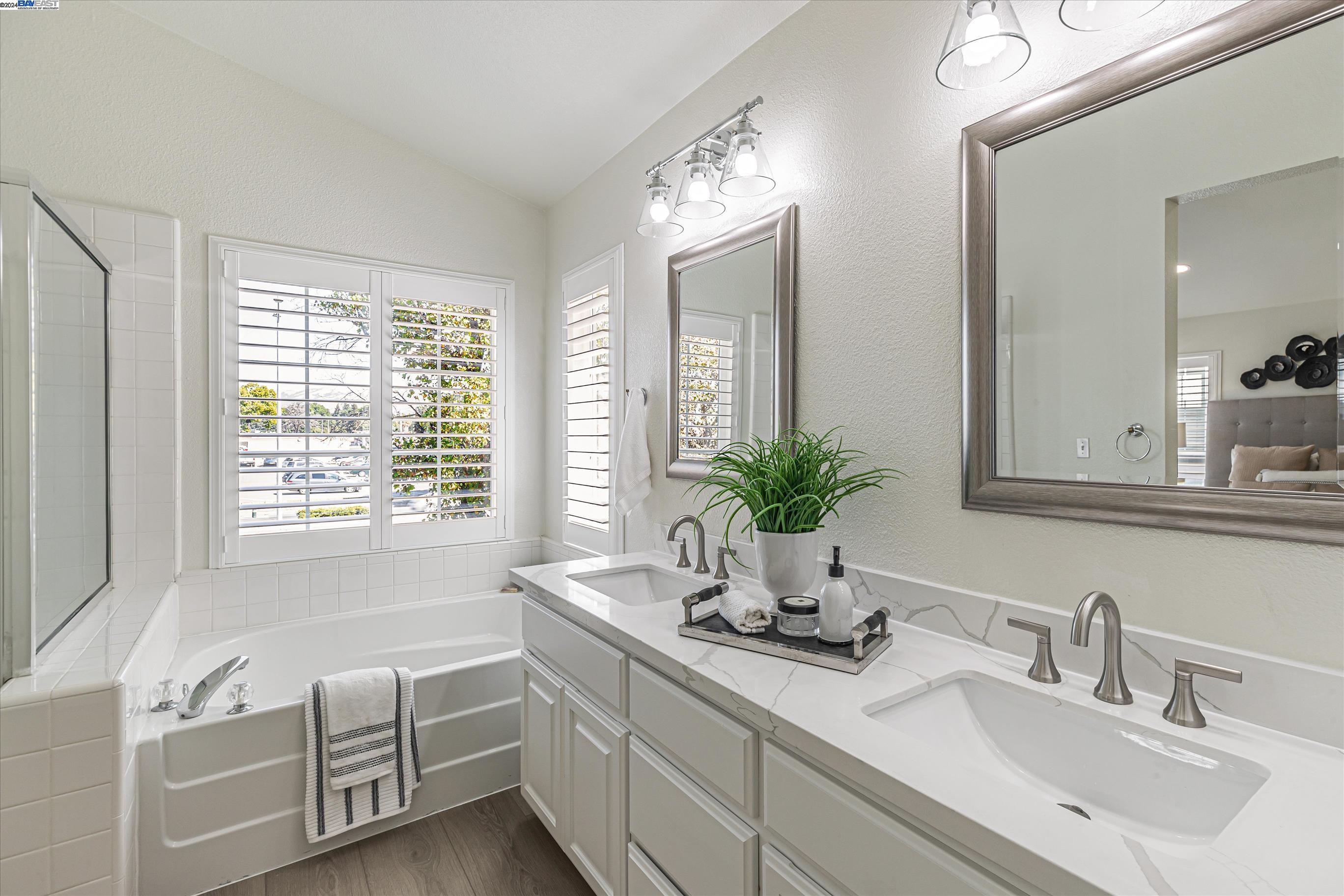4001 Hemingway Cmn