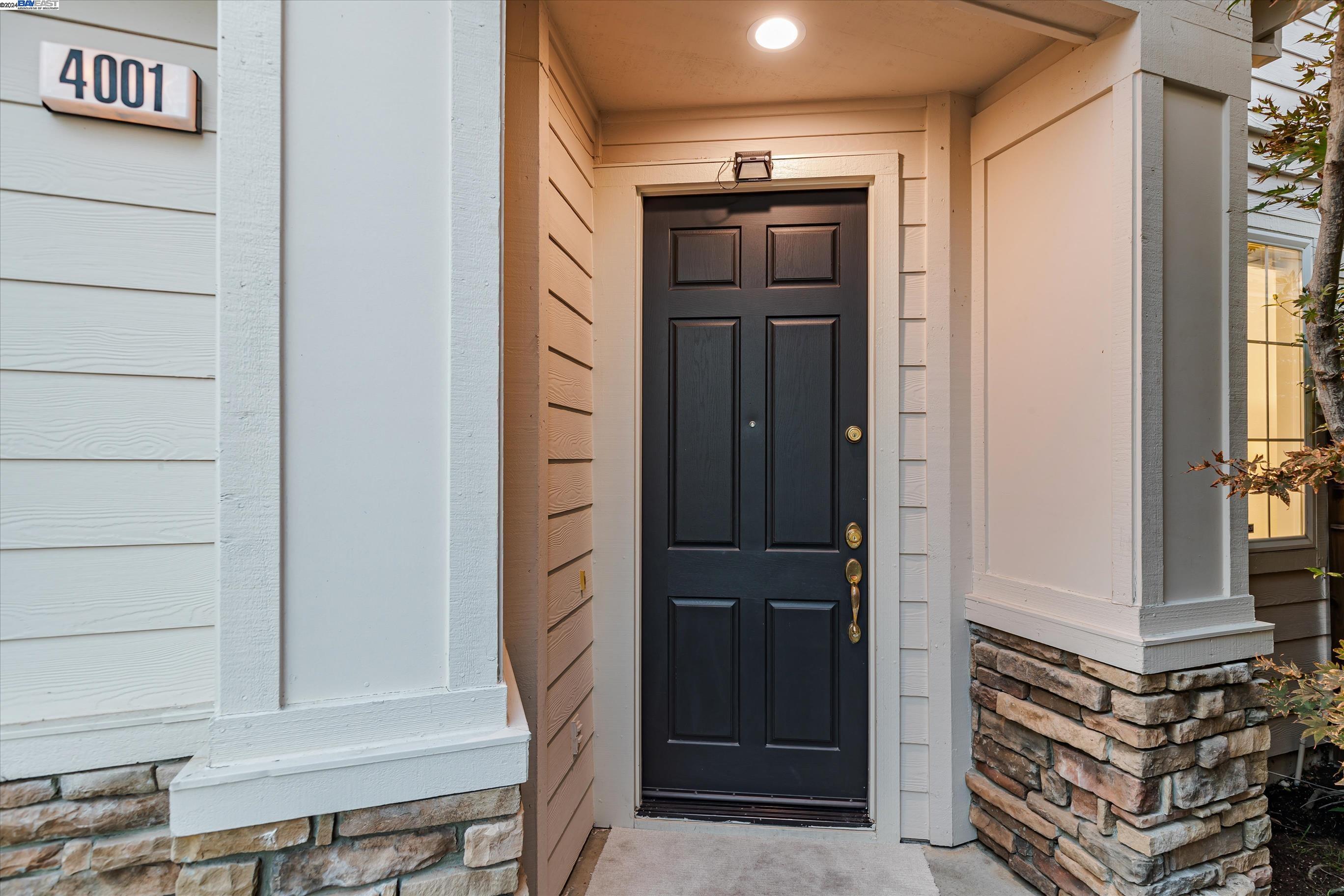4001 Hemingway Cmn