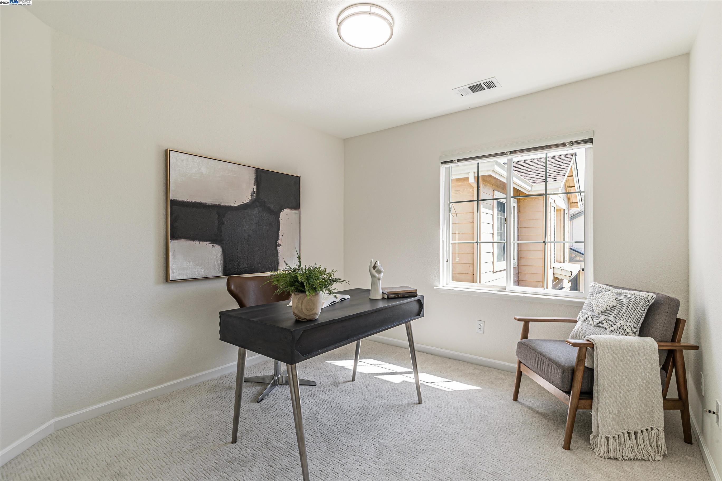 4001 Hemingway Cmn