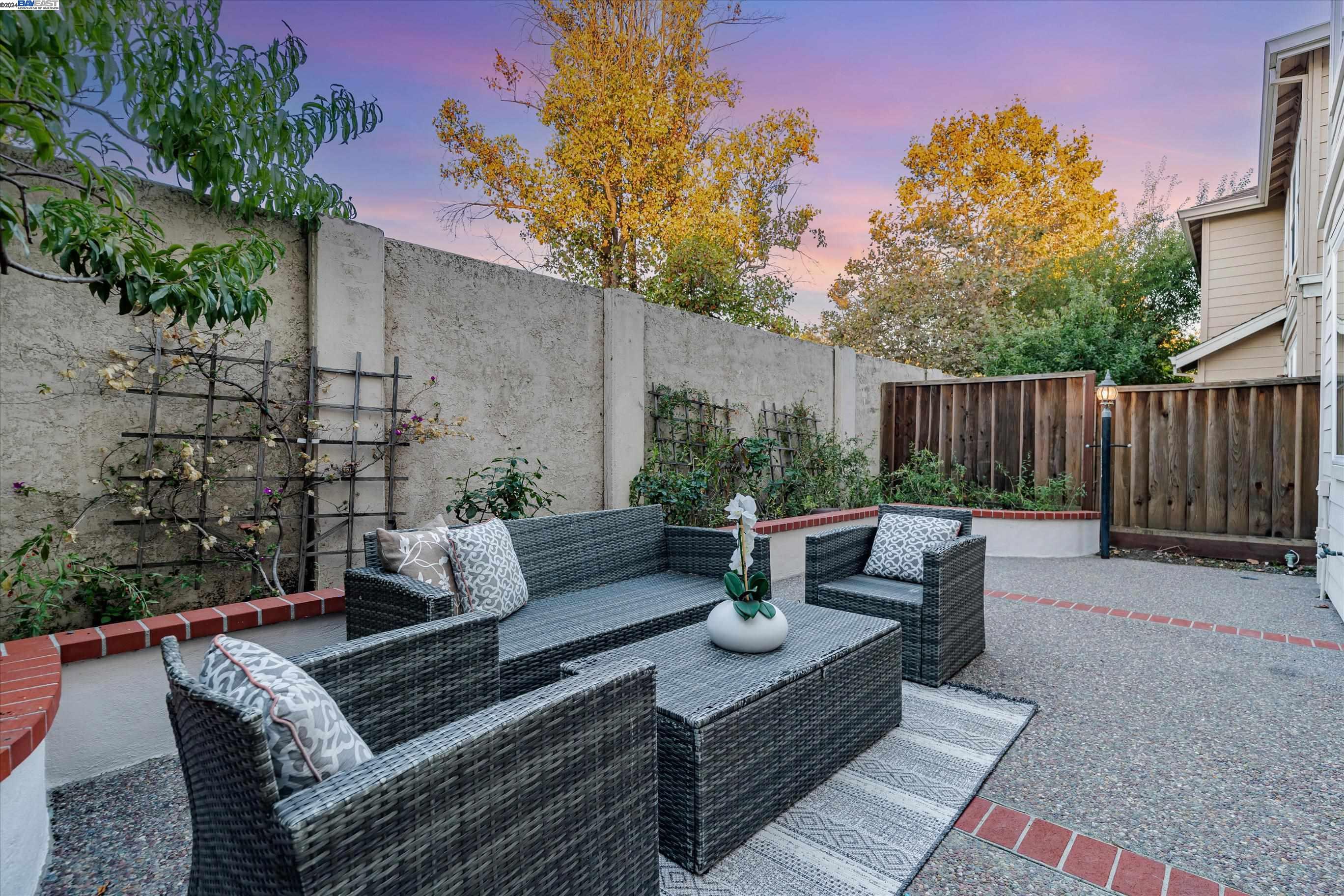 4001 Hemingway Cmn