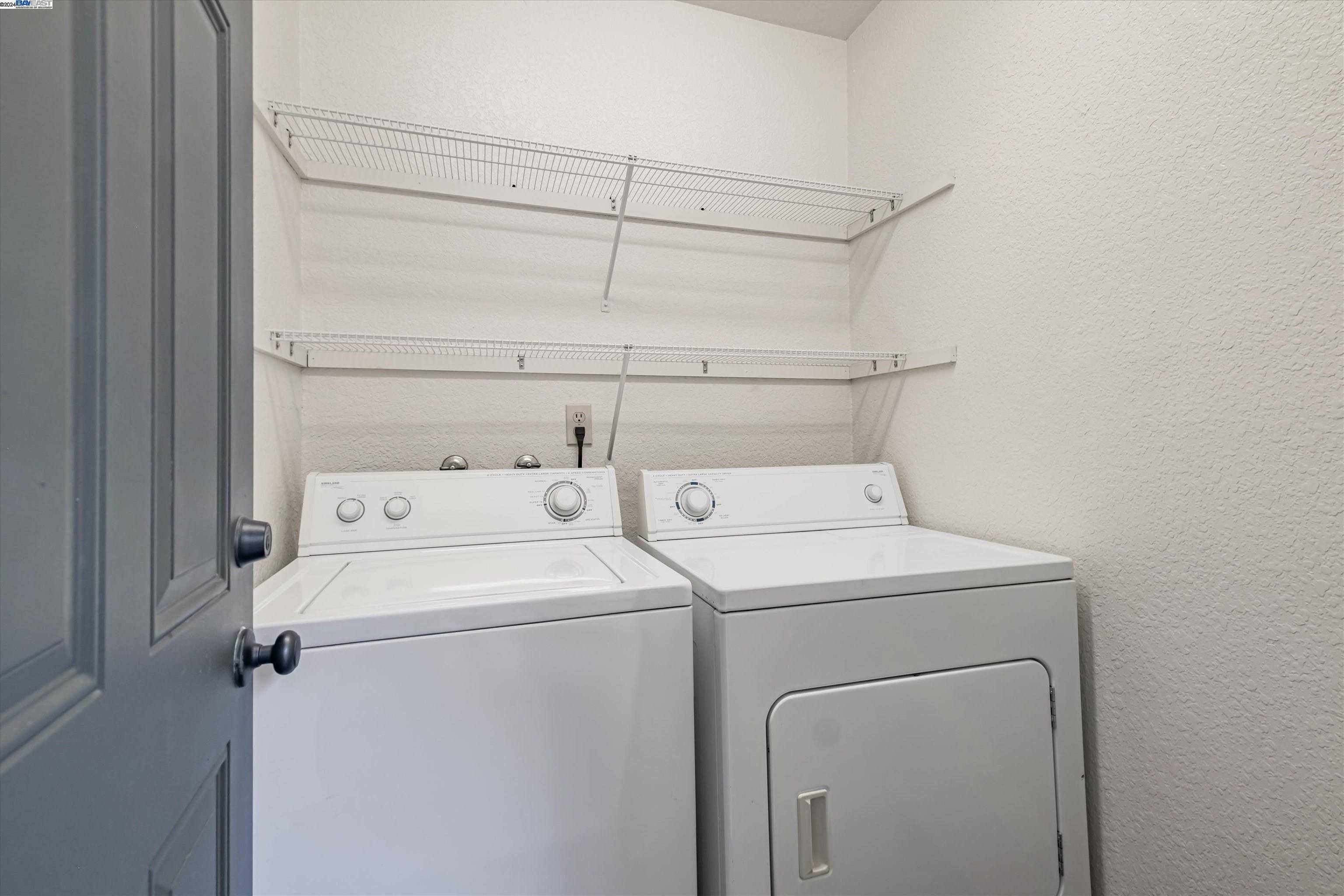 387 Laurel Ave # 6