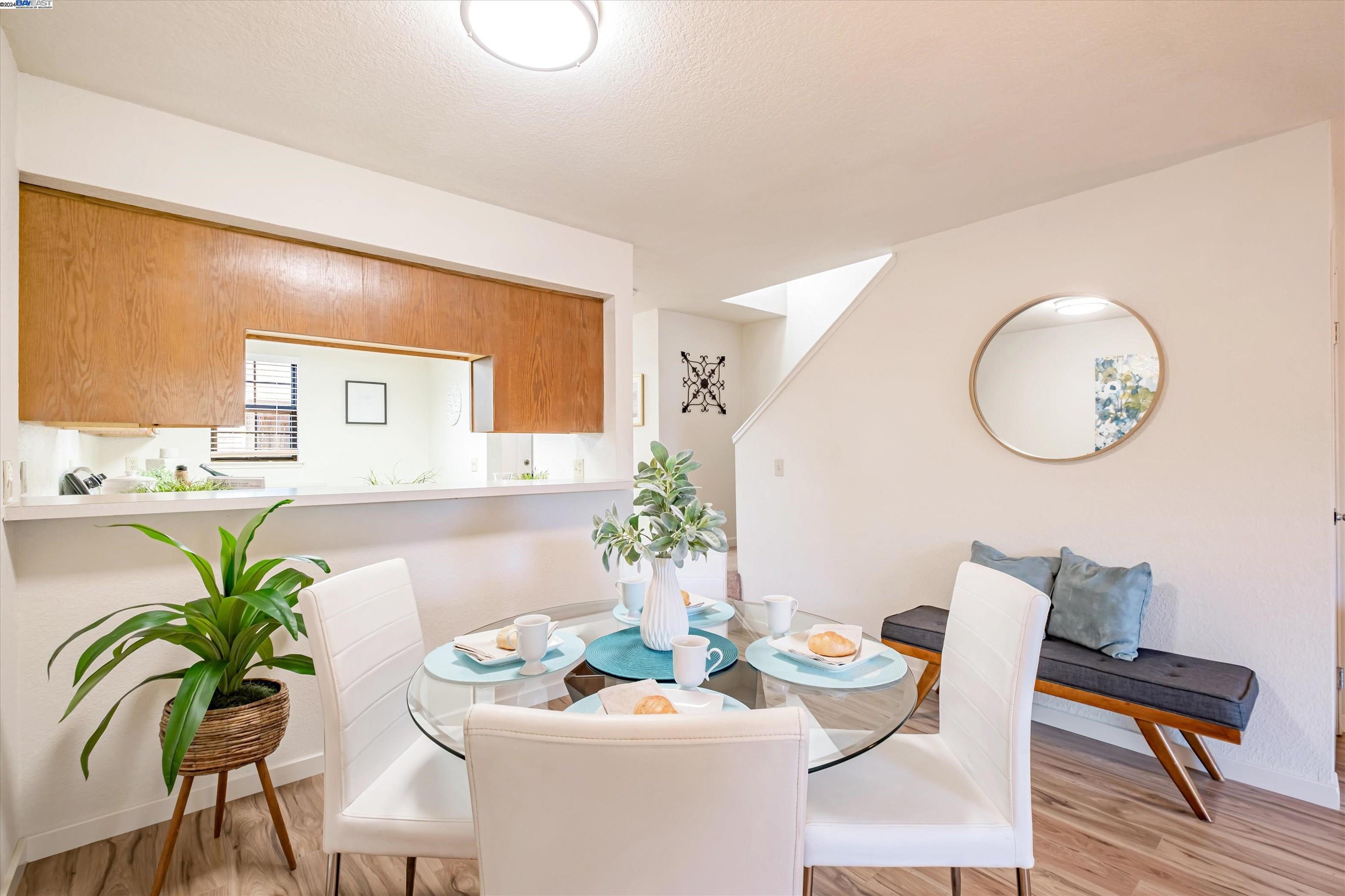 387 Laurel Ave # 6