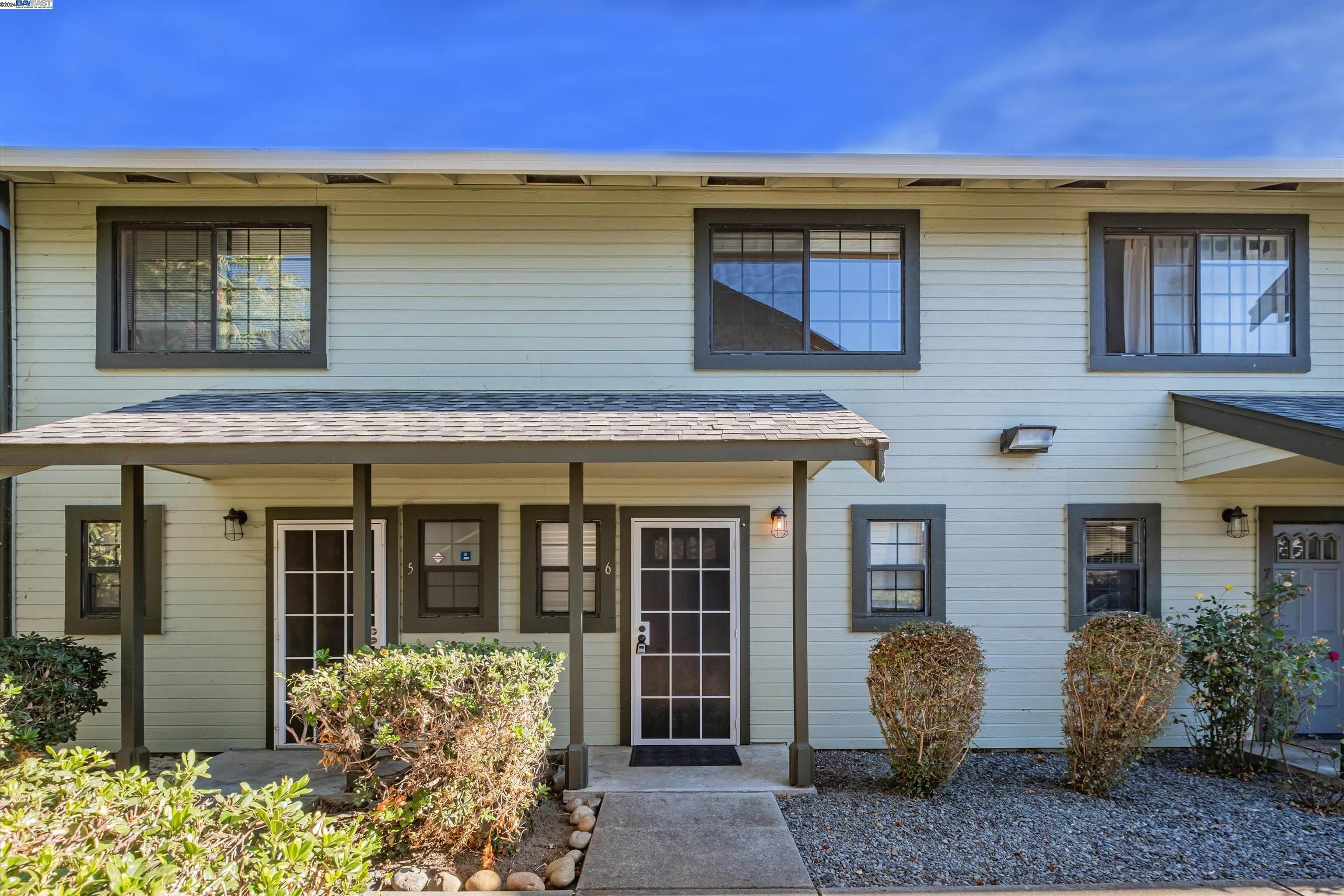 387 Laurel Ave # 6