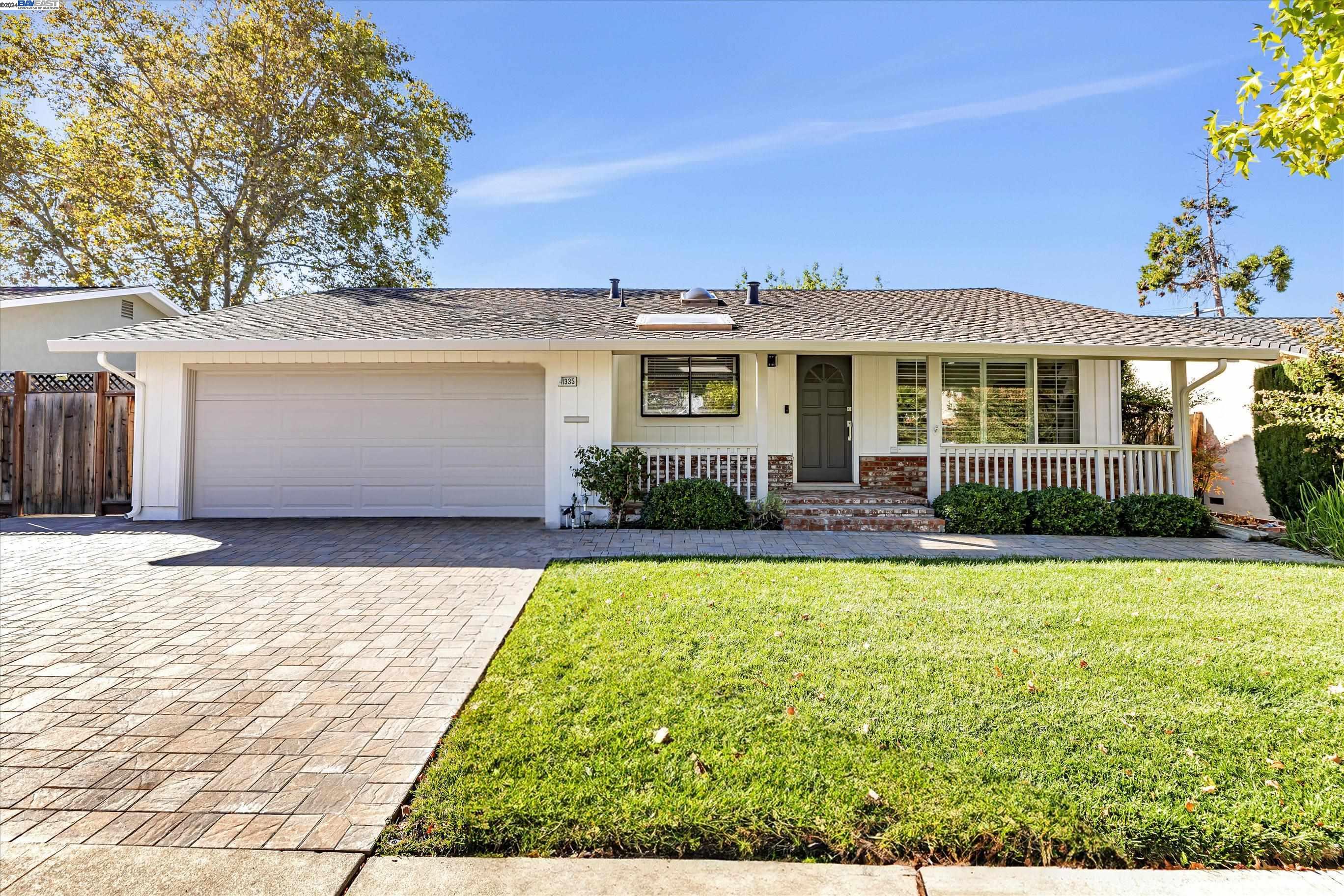 41335 Apricot Ln