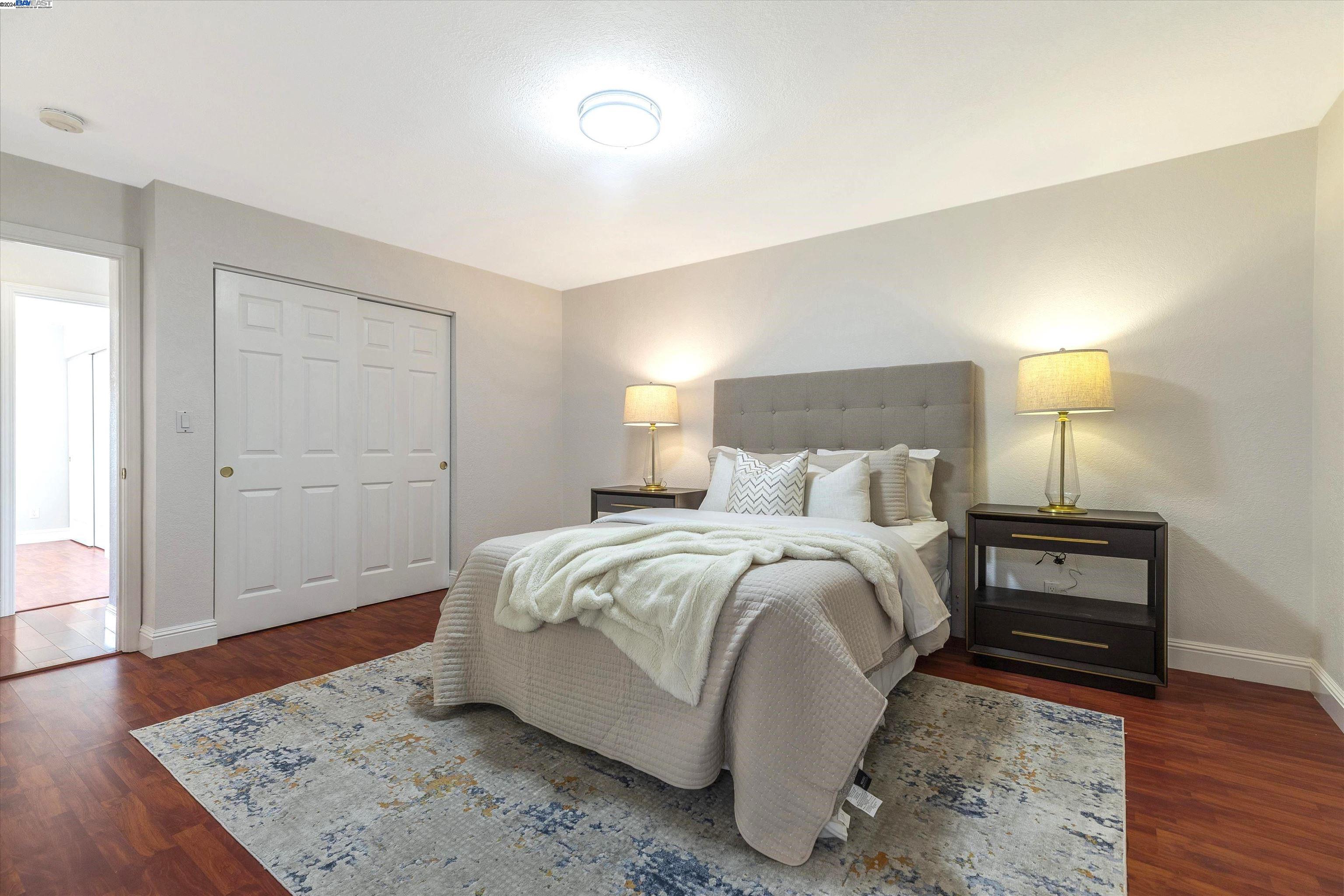 270 Carmelita Pl