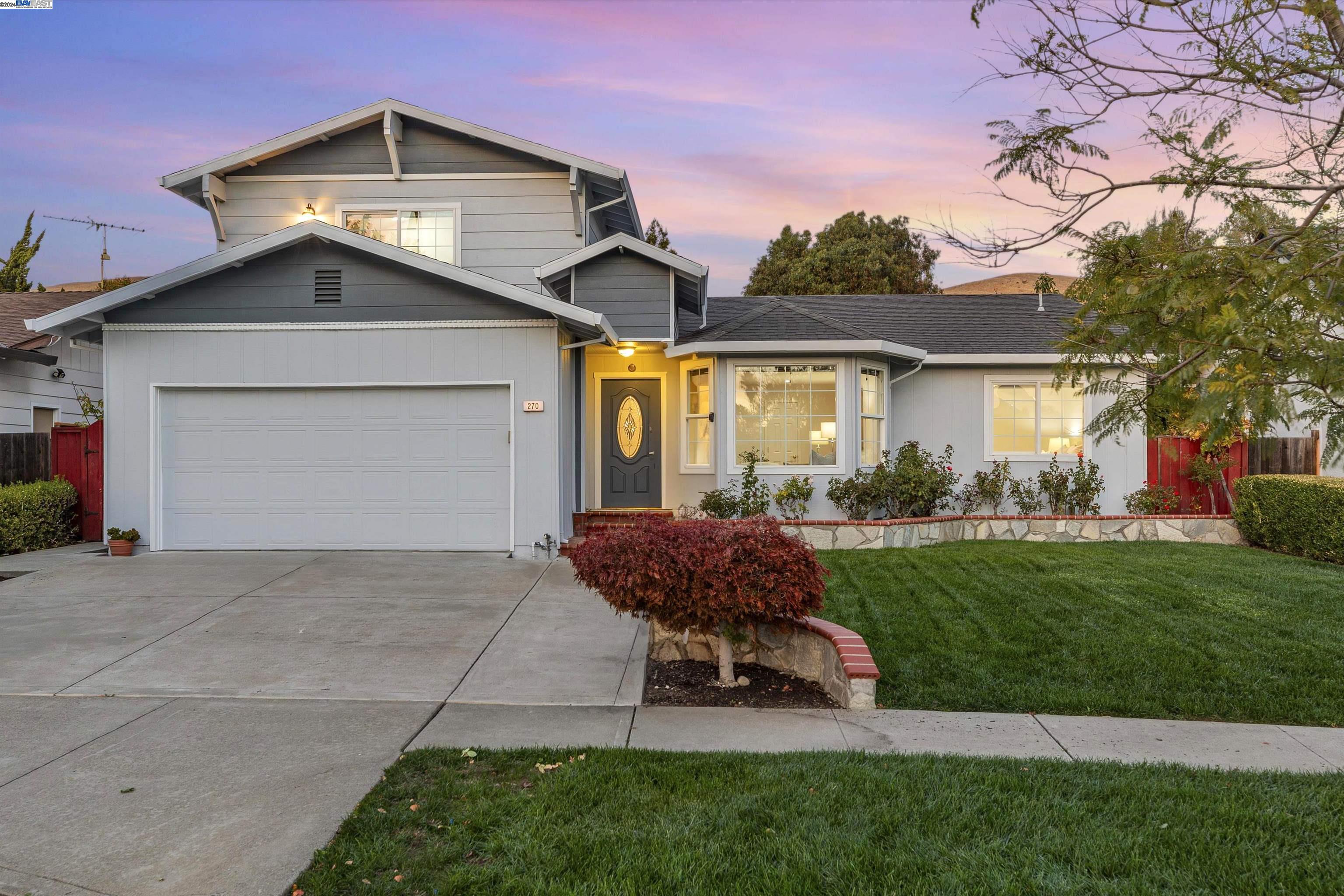 270 Carmelita Pl