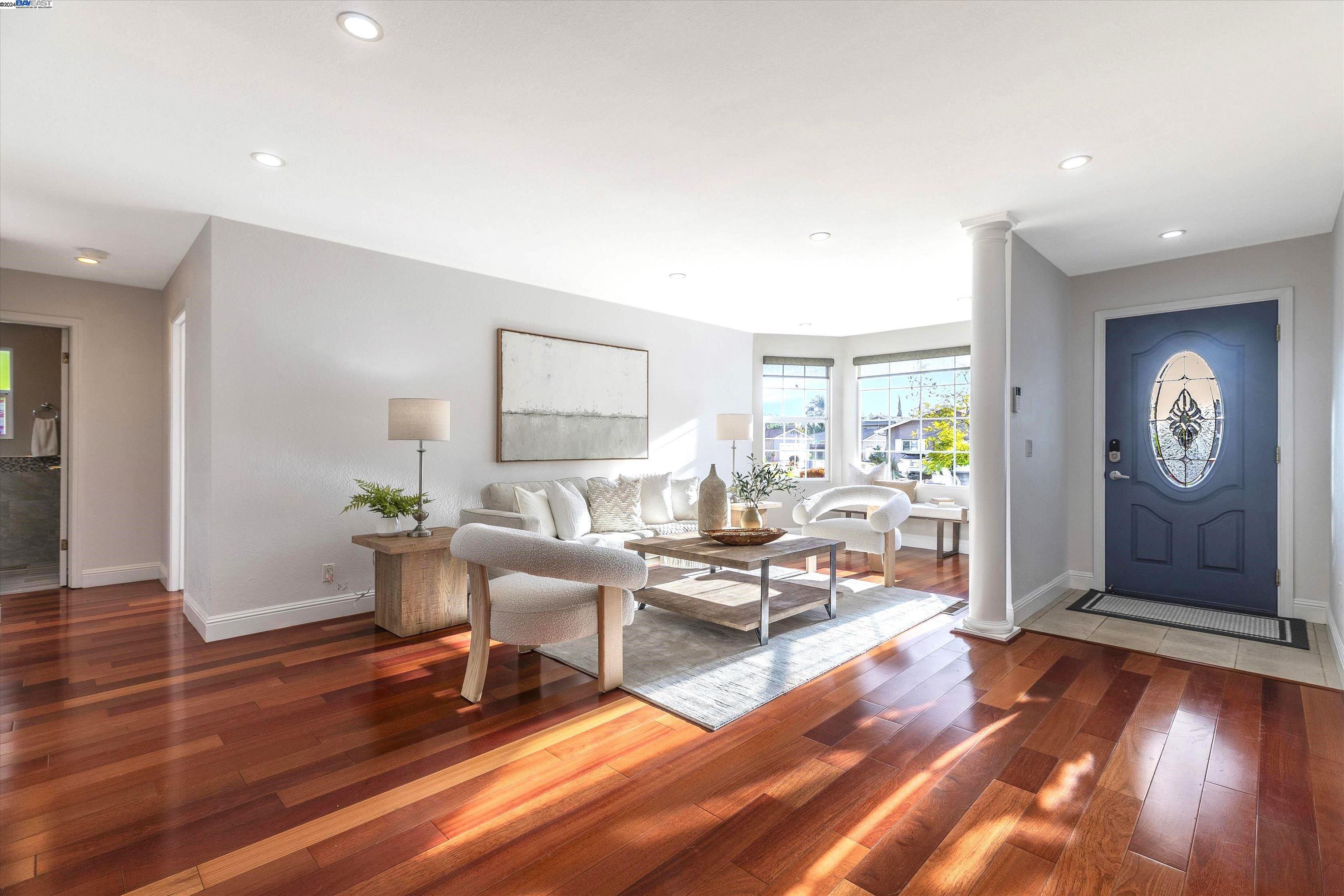 270 Carmelita Pl