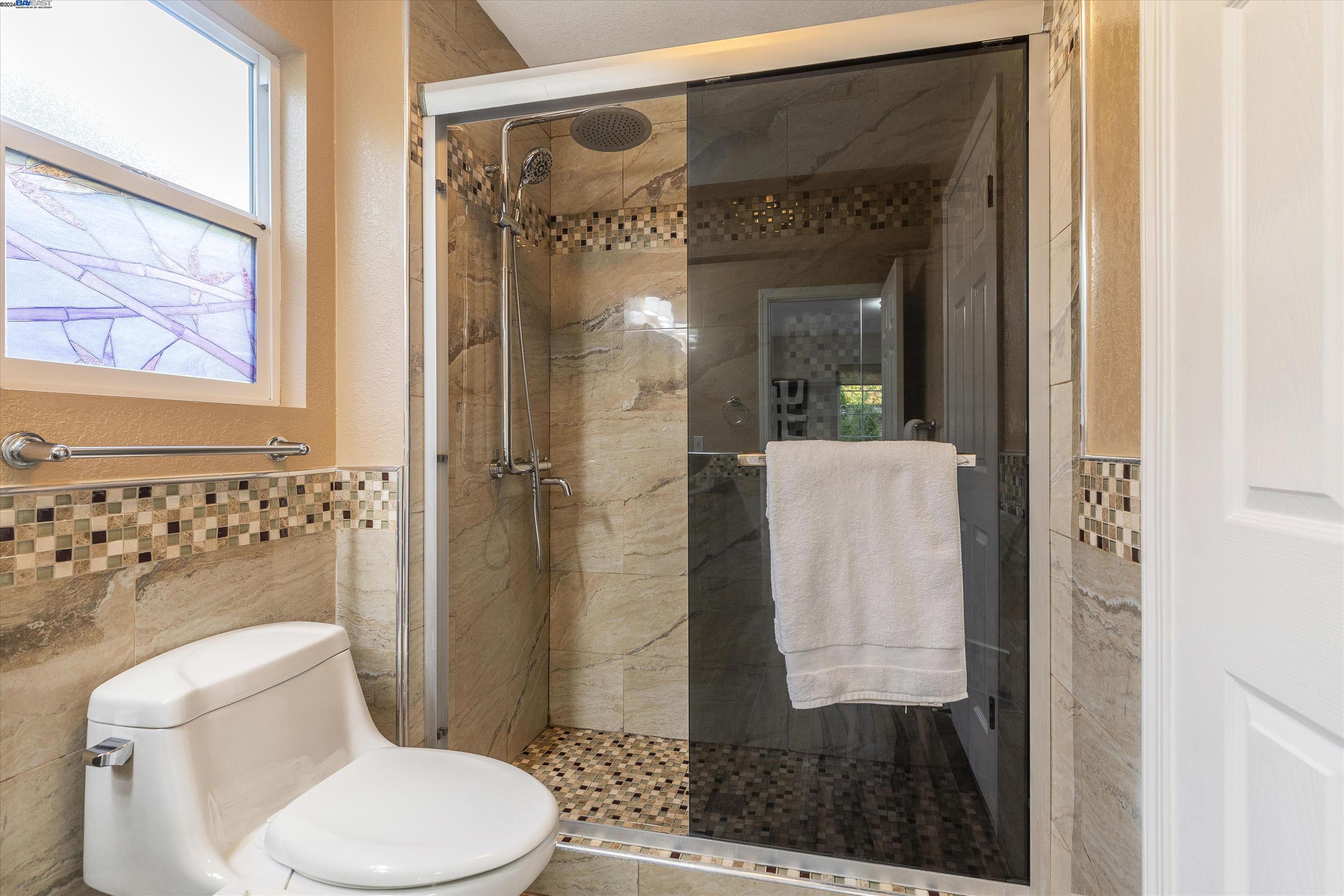 270 Carmelita Pl