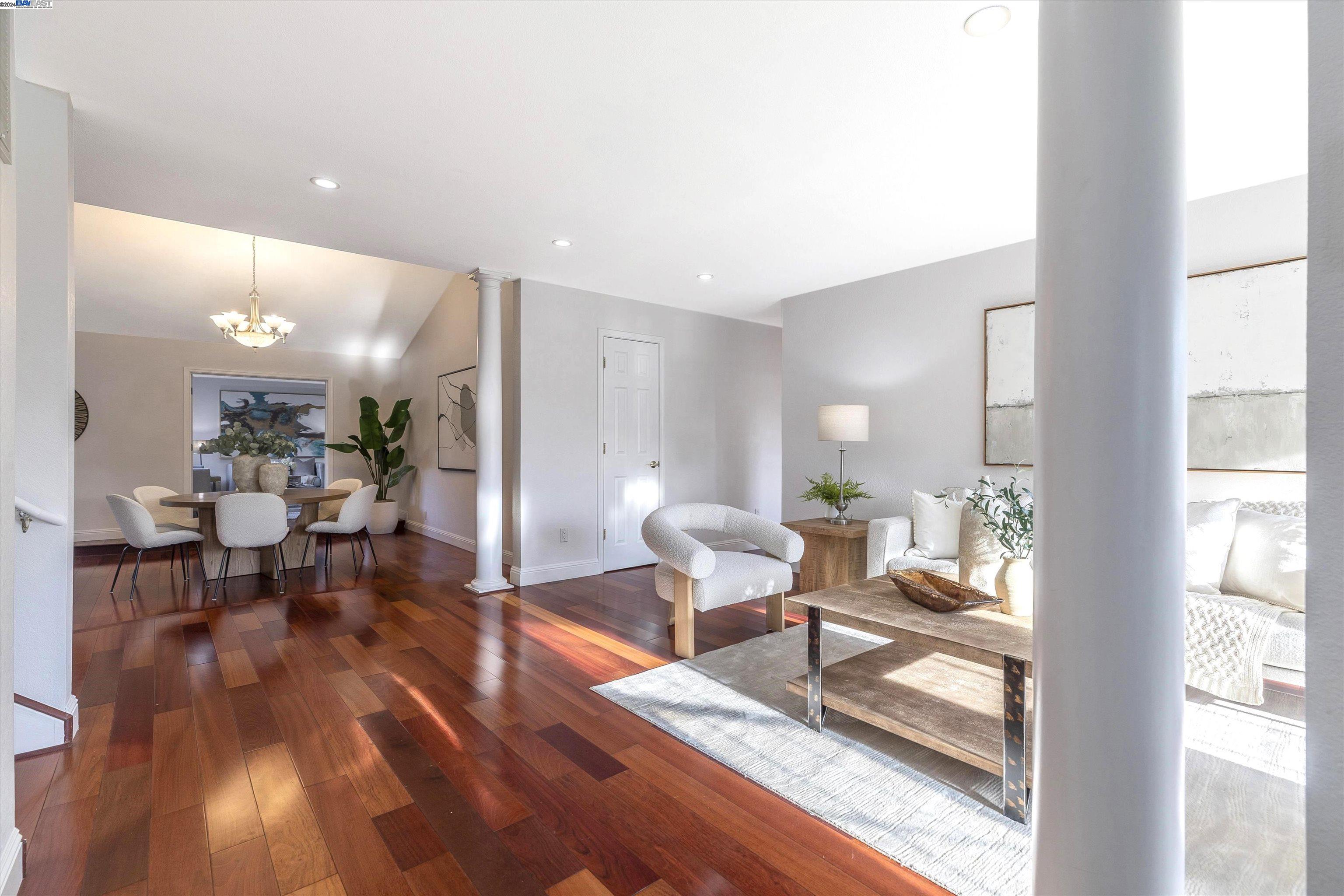 270 Carmelita Pl