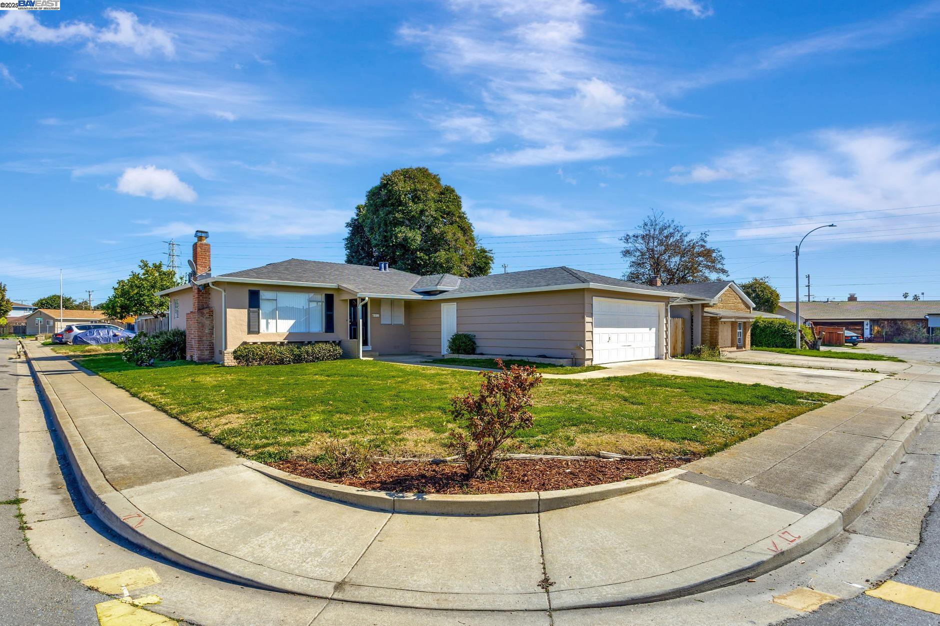 102 Poppy Ct