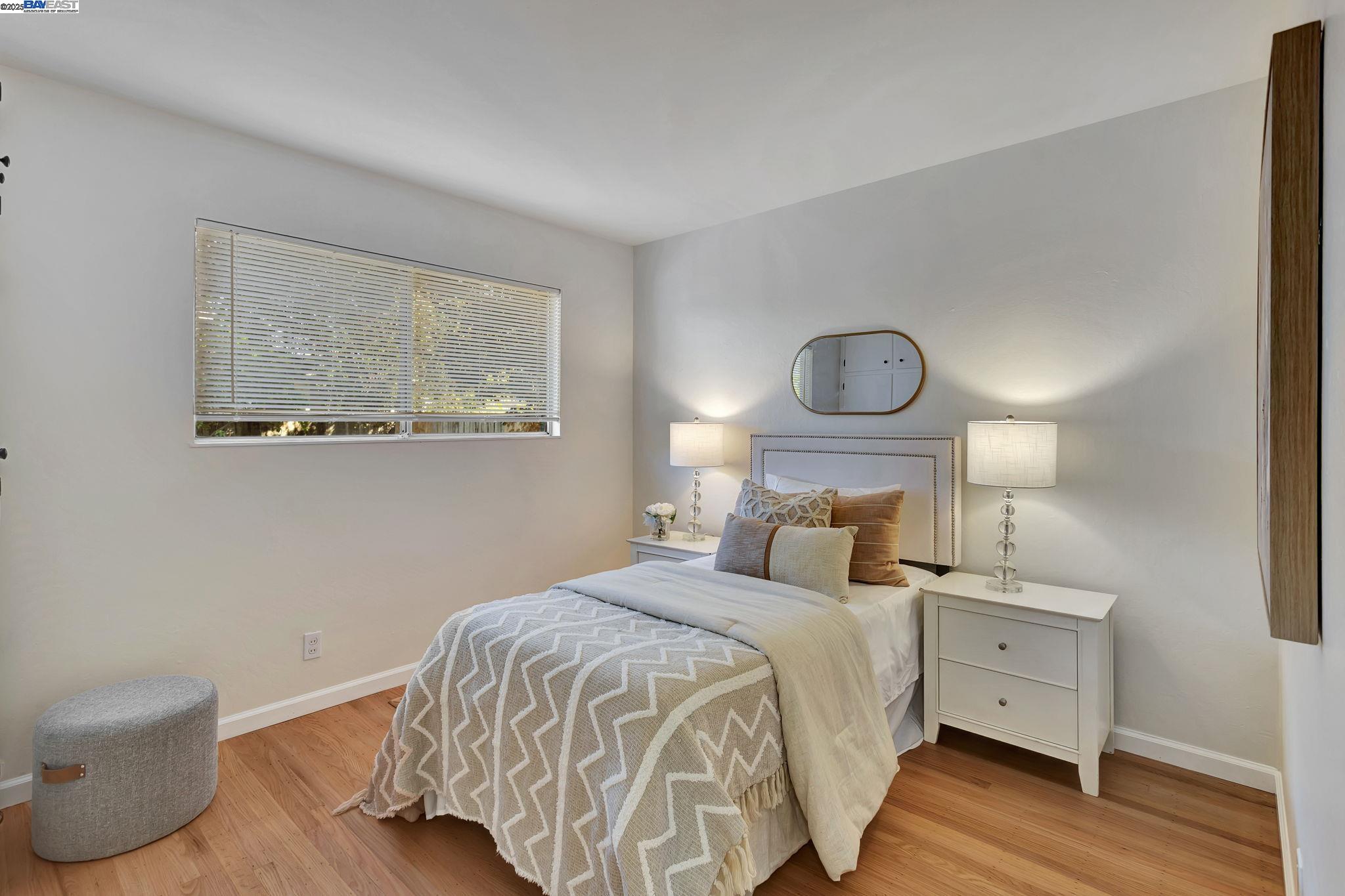 102 Poppy Ct