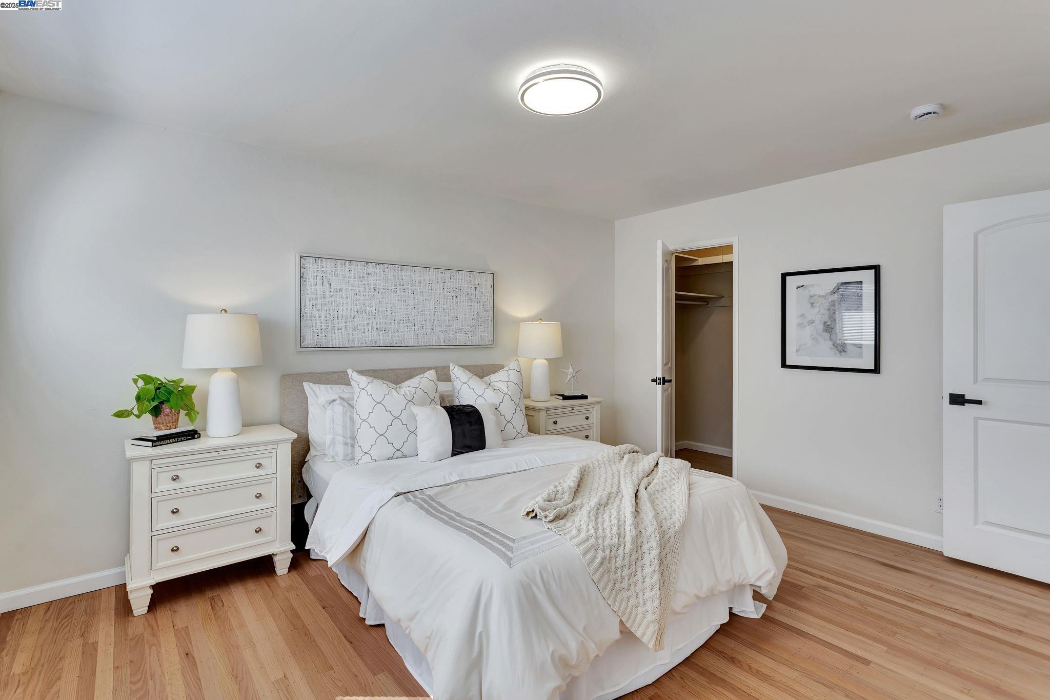 102 Poppy Ct