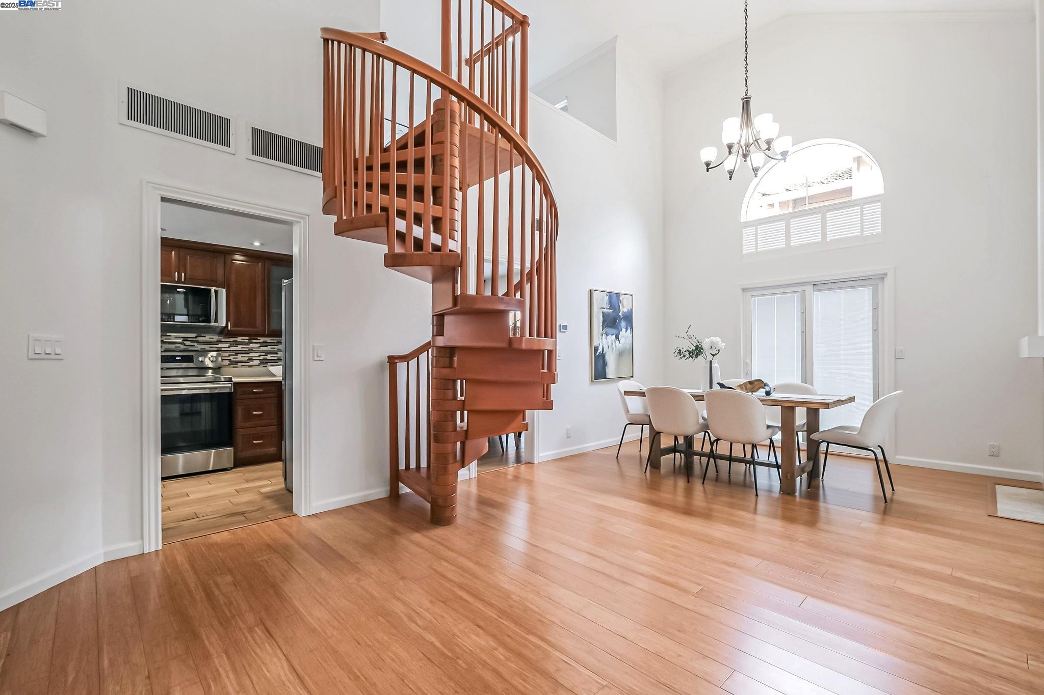 3625 Kamp Dr