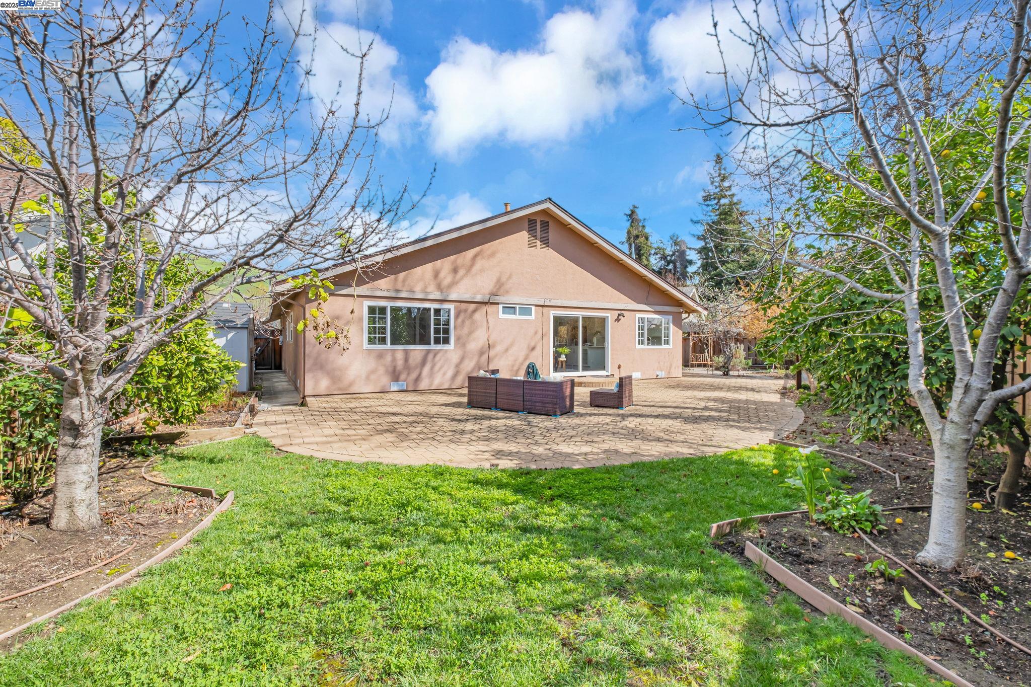 5 Queso Ct