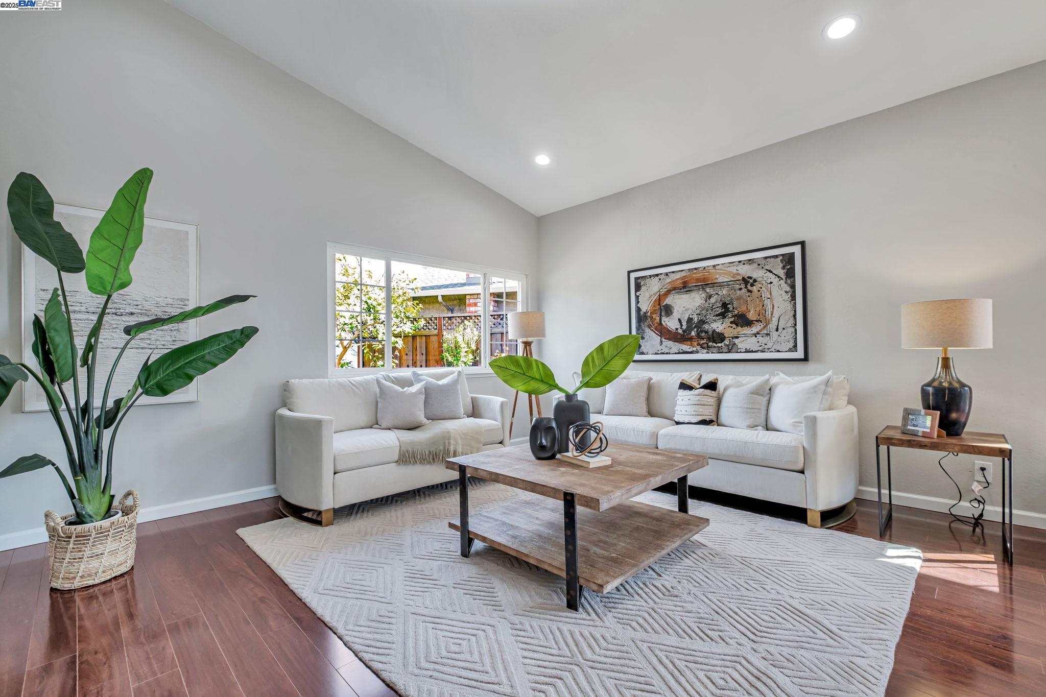 5 Queso Ct
