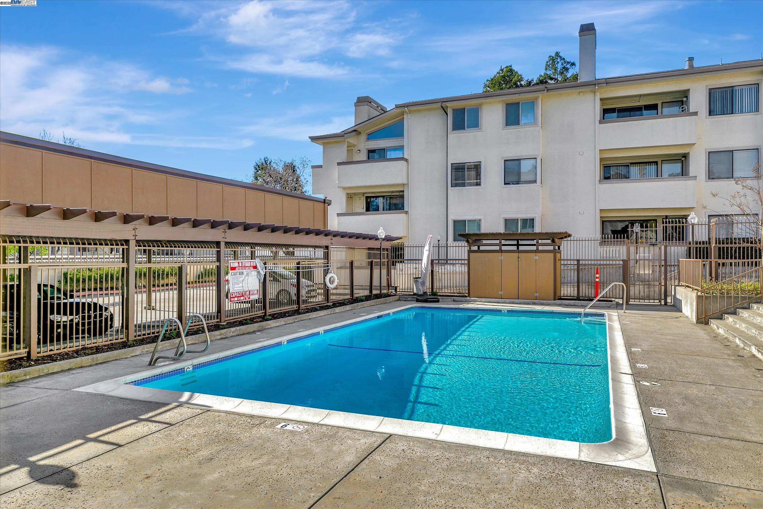 39993 Fremont Blvd Unit: 206