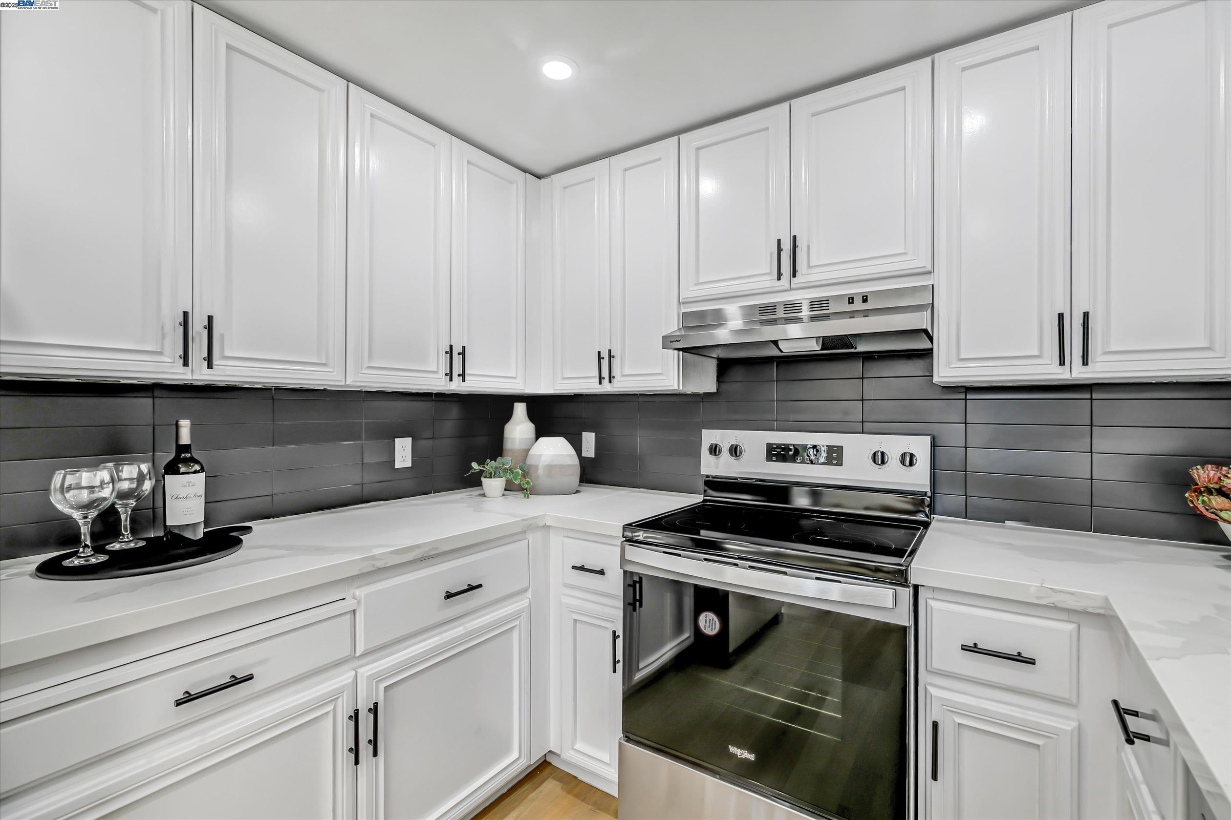 39993 Fremont Blvd Unit: 206