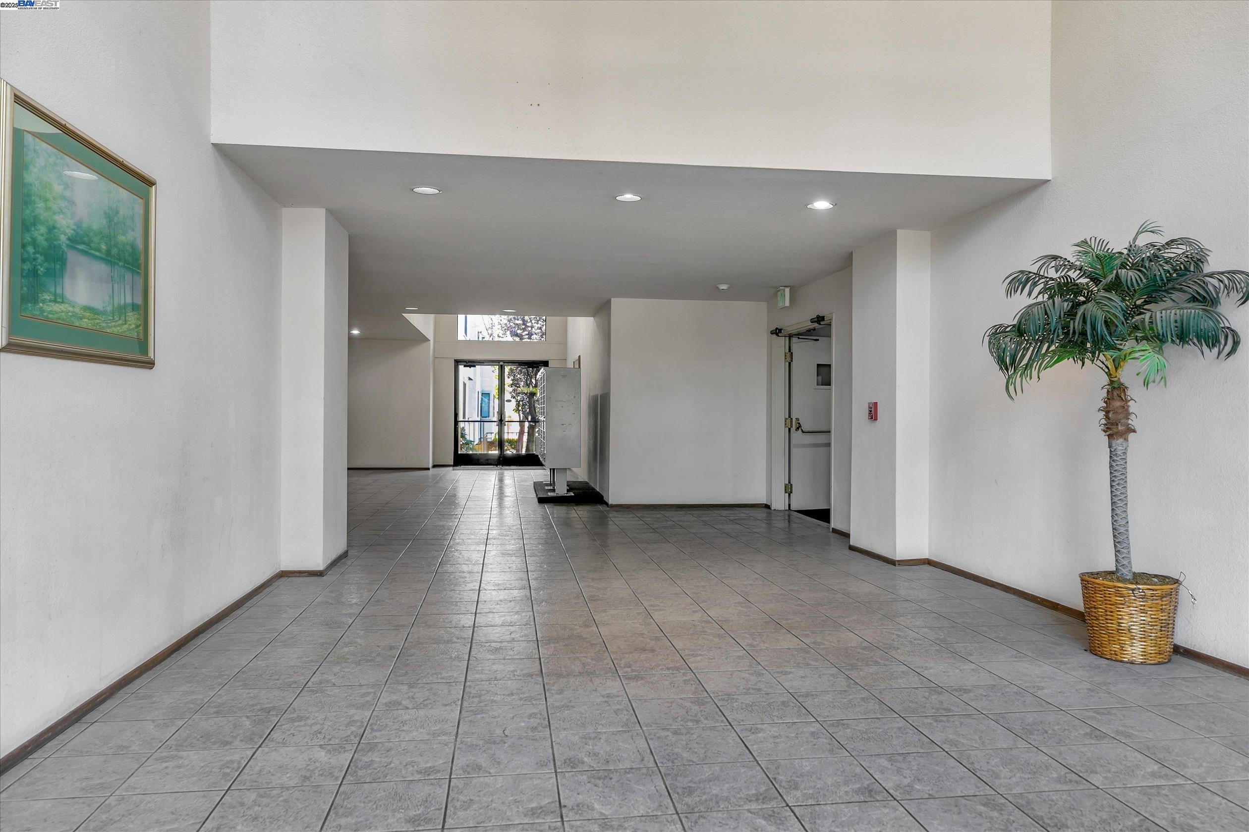 39993 Fremont Blvd Unit: 206