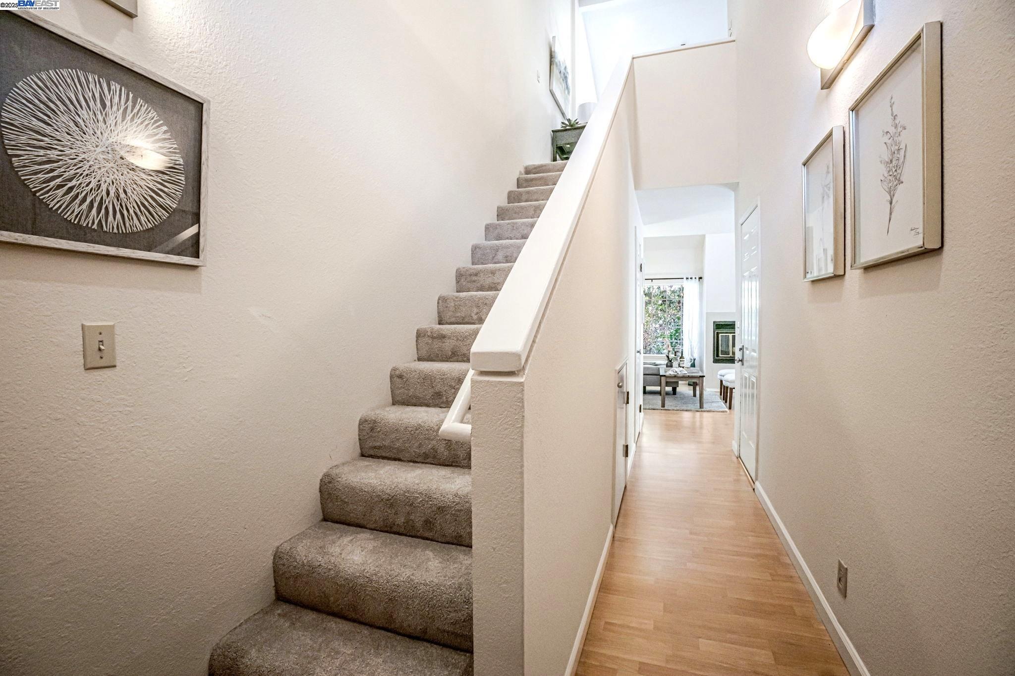 31 Sea Crest Ter