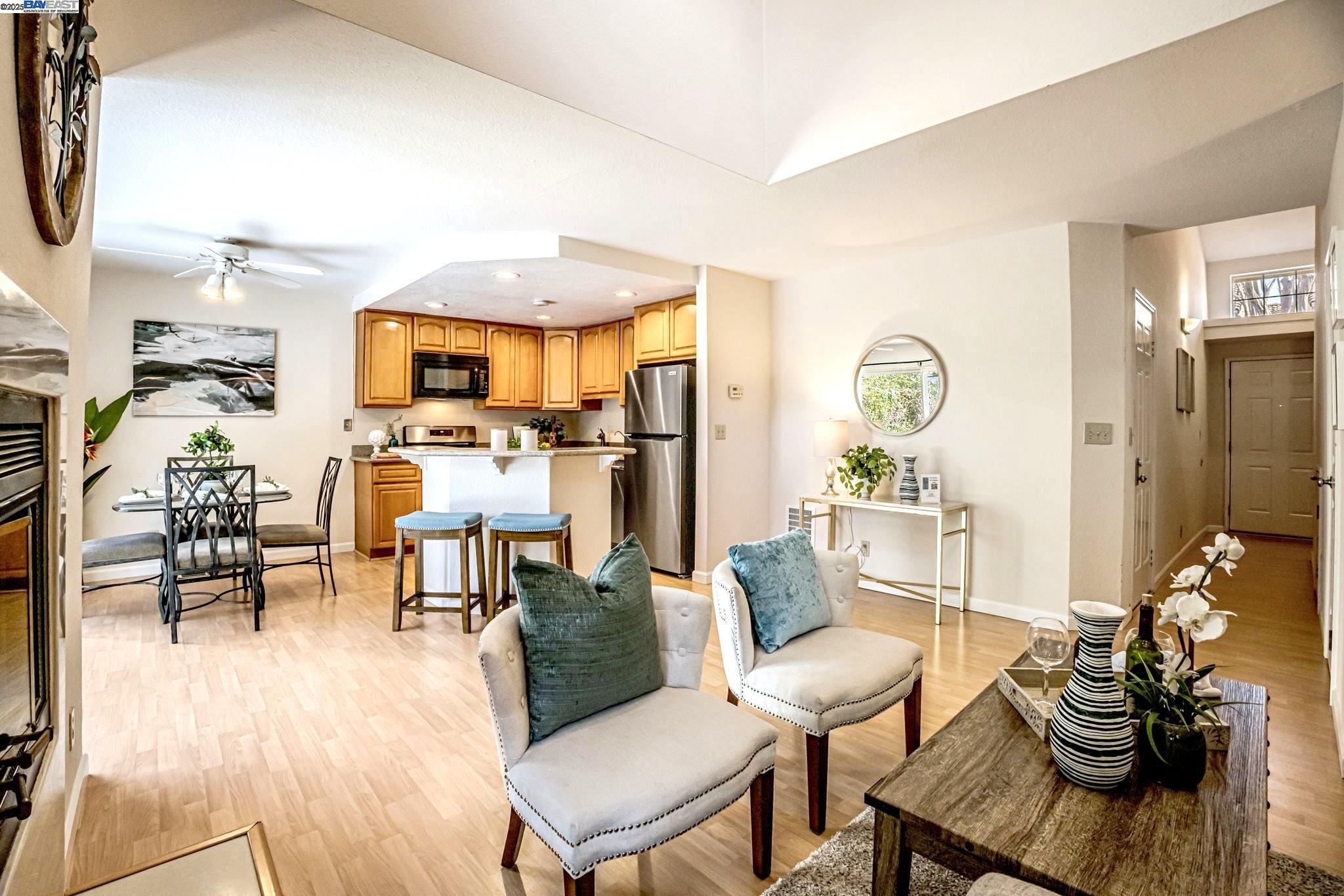31 Sea Crest Ter