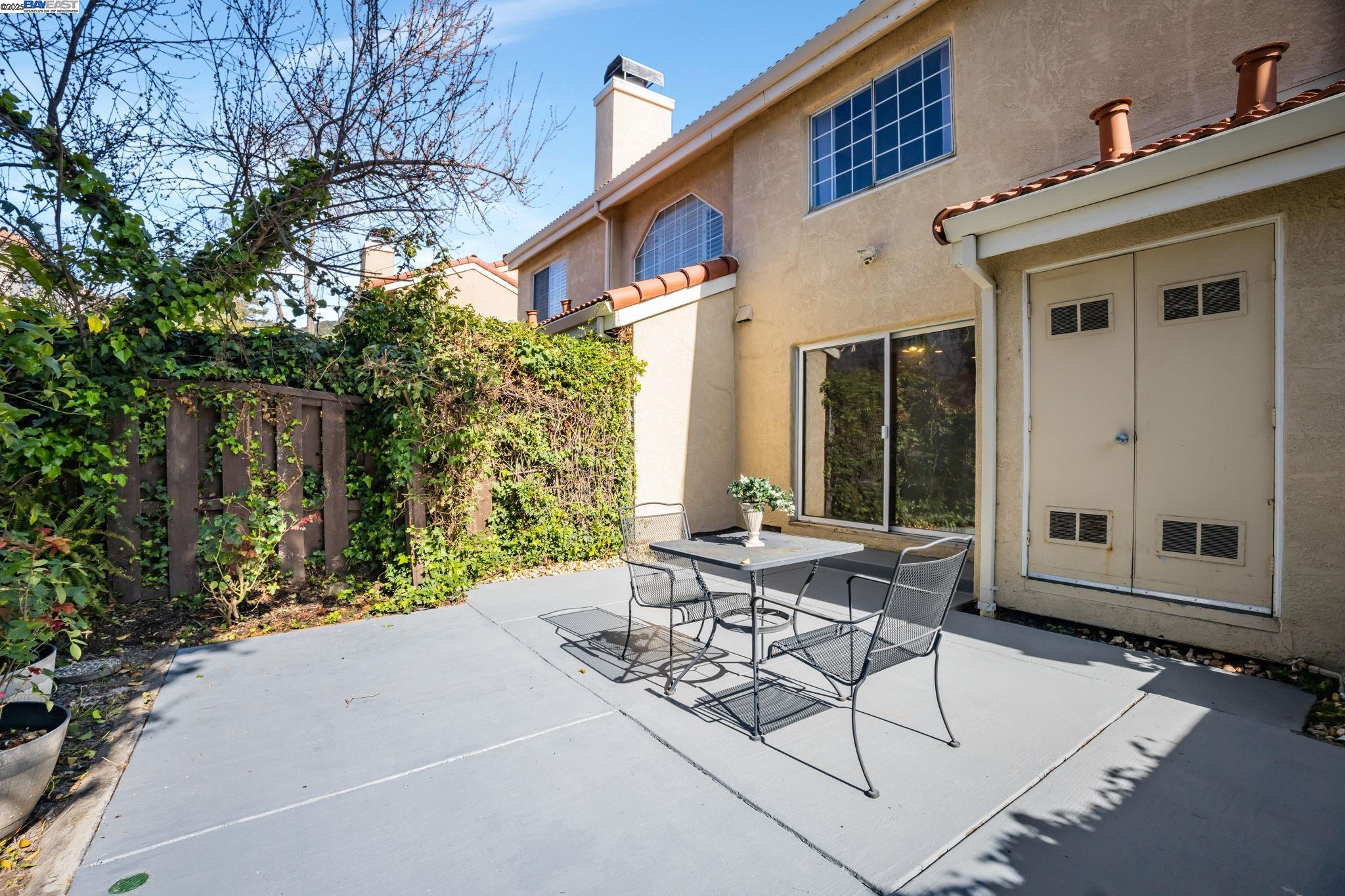 31 Sea Crest Ter