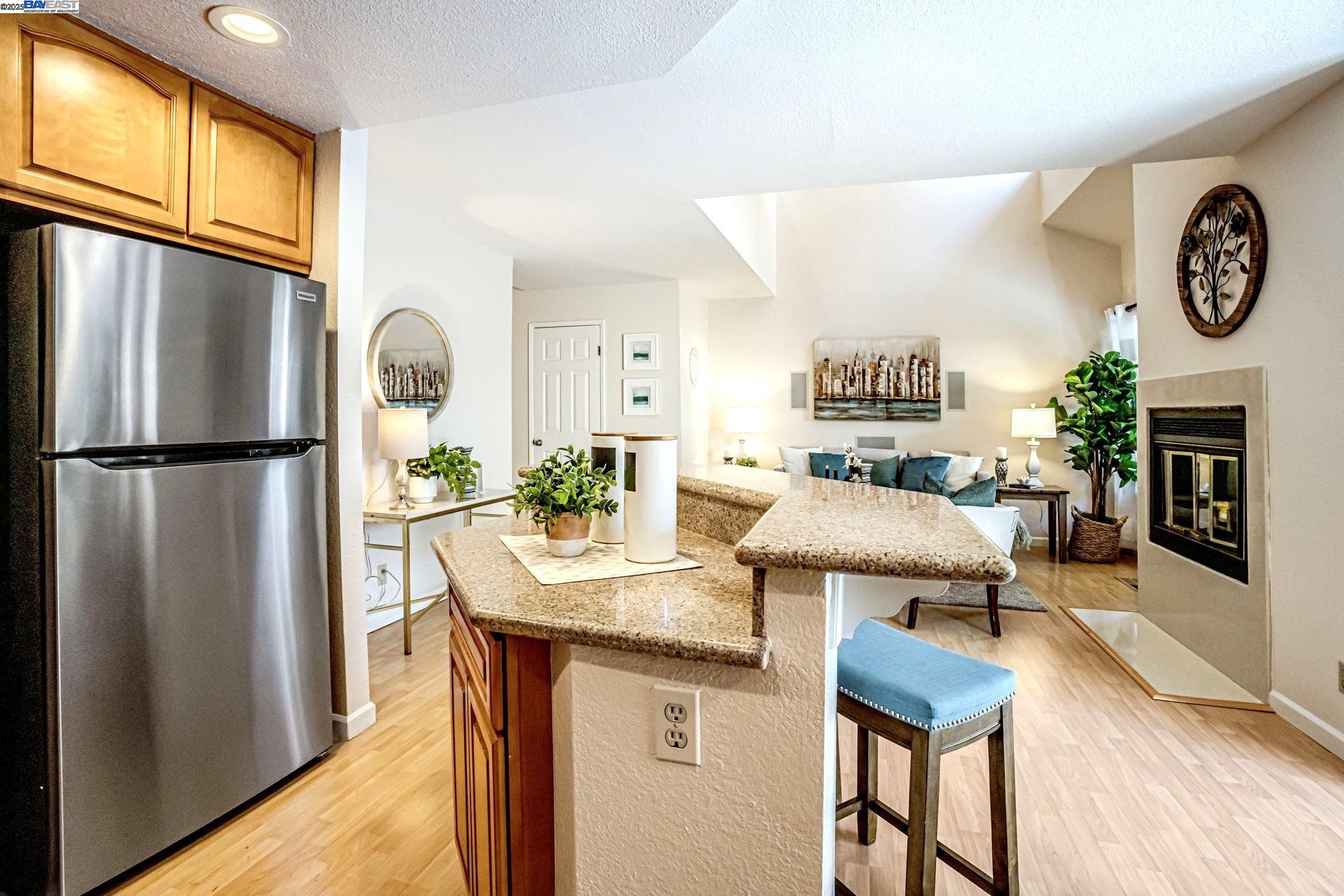 31 Sea Crest Ter