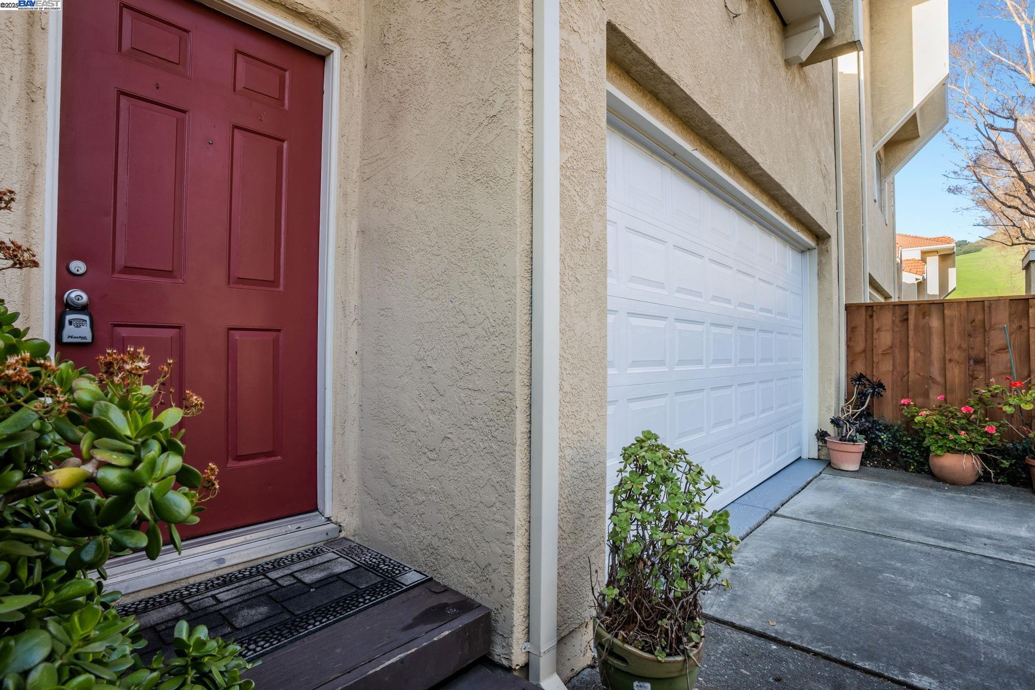 31 Sea Crest Ter