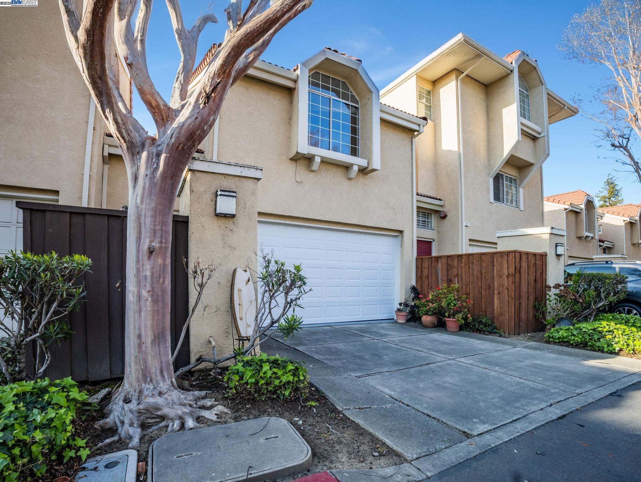31 Sea Crest Ter