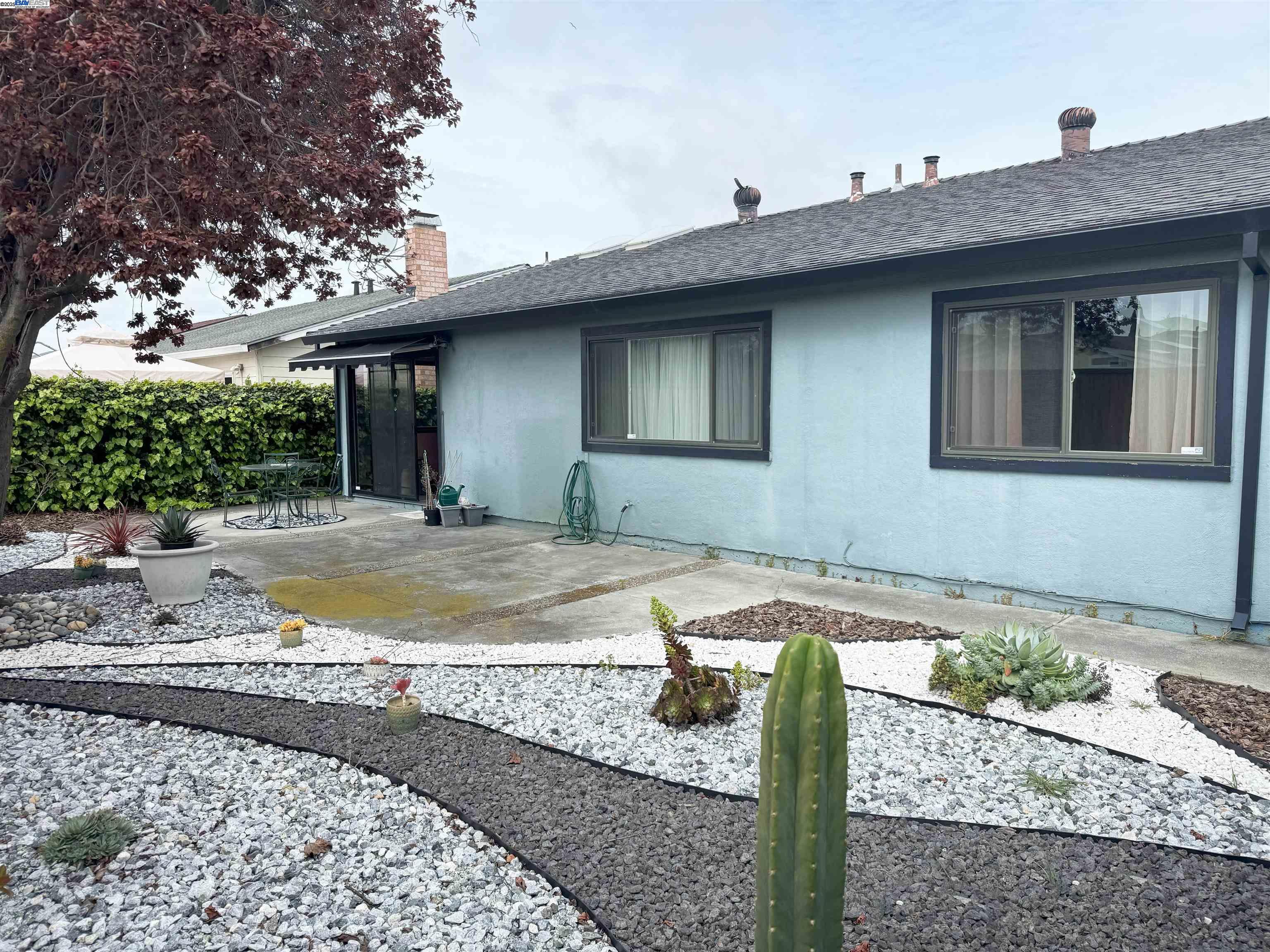 4341 Queen Anne Dr
