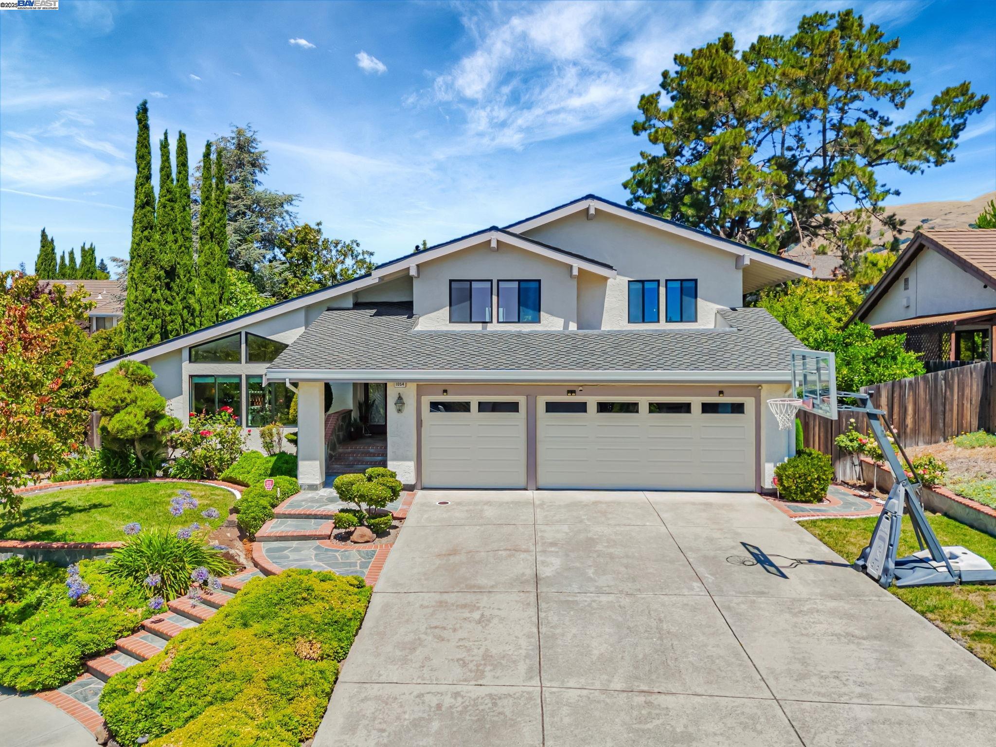 1054 Geronimo Ct