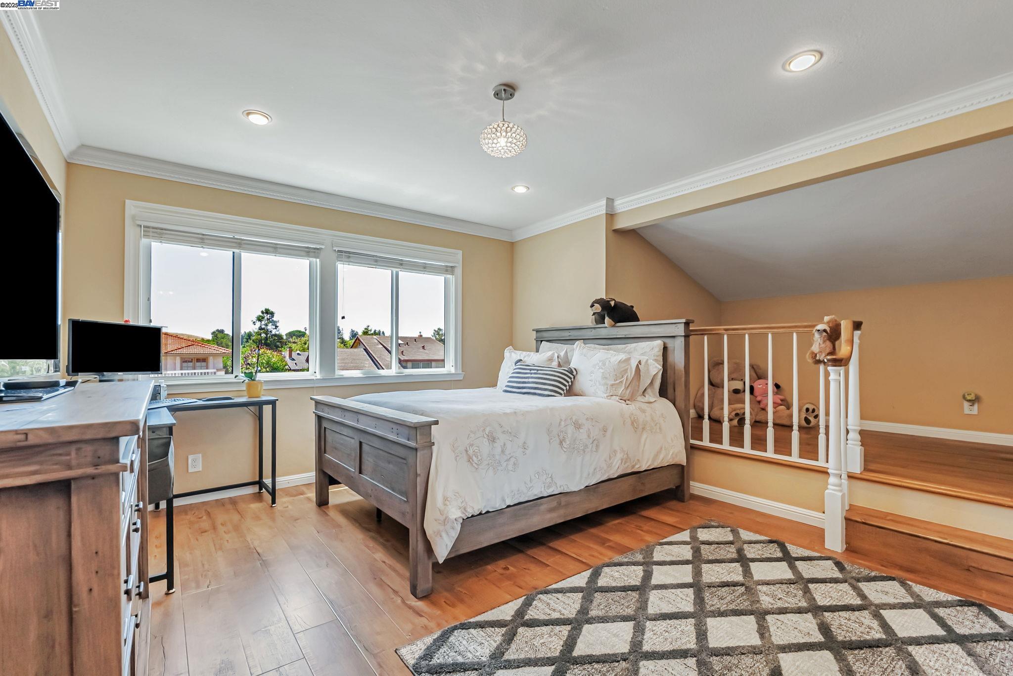 1054 Geronimo Ct