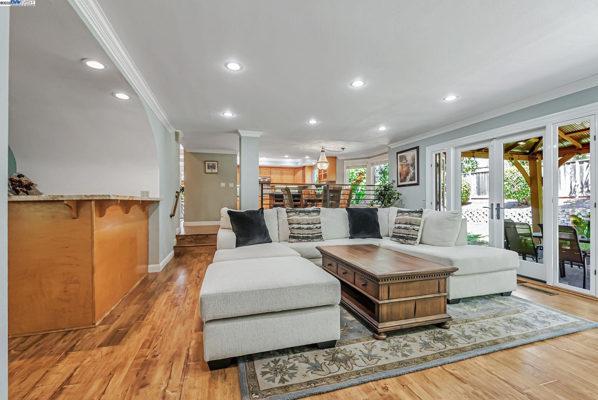 1054 Geronimo Ct