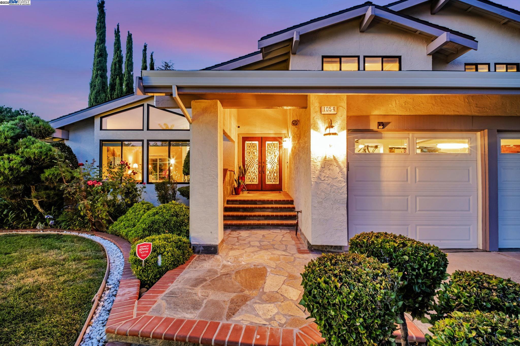 1054 Geronimo Ct