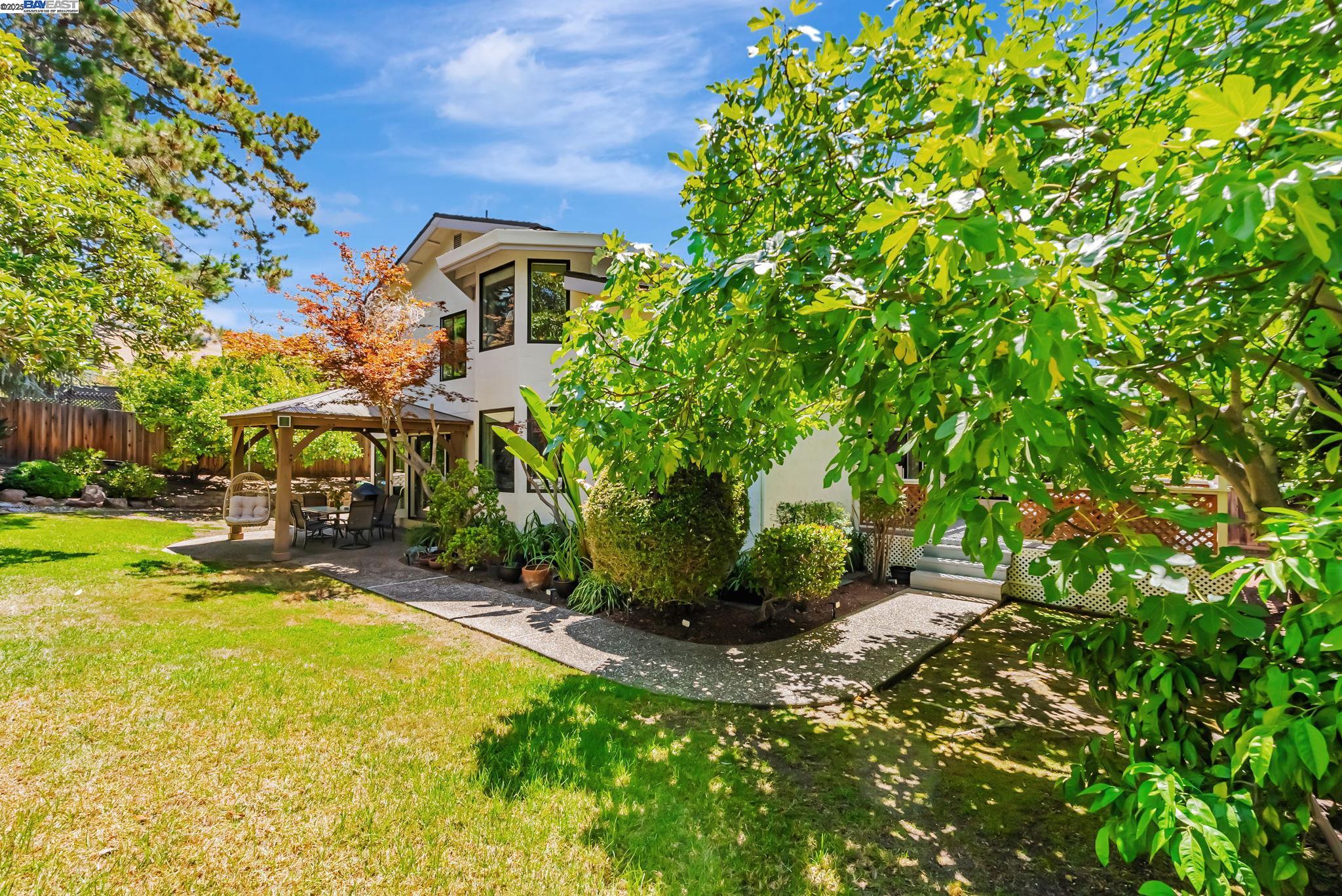1054 Geronimo Ct