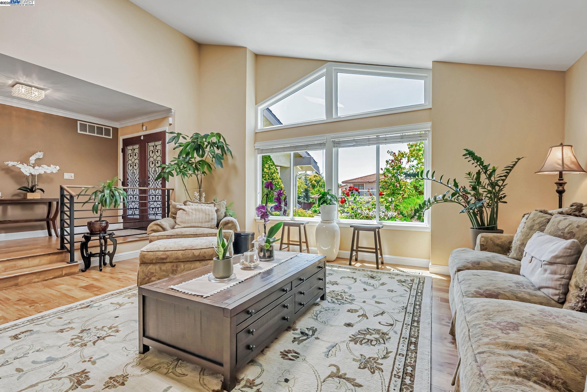 1054 Geronimo Ct