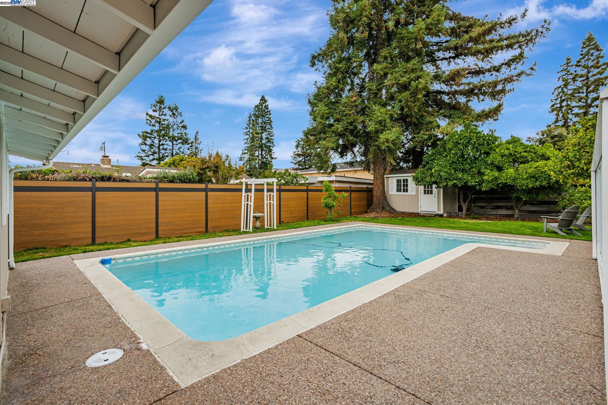 1137 Farragut Dr