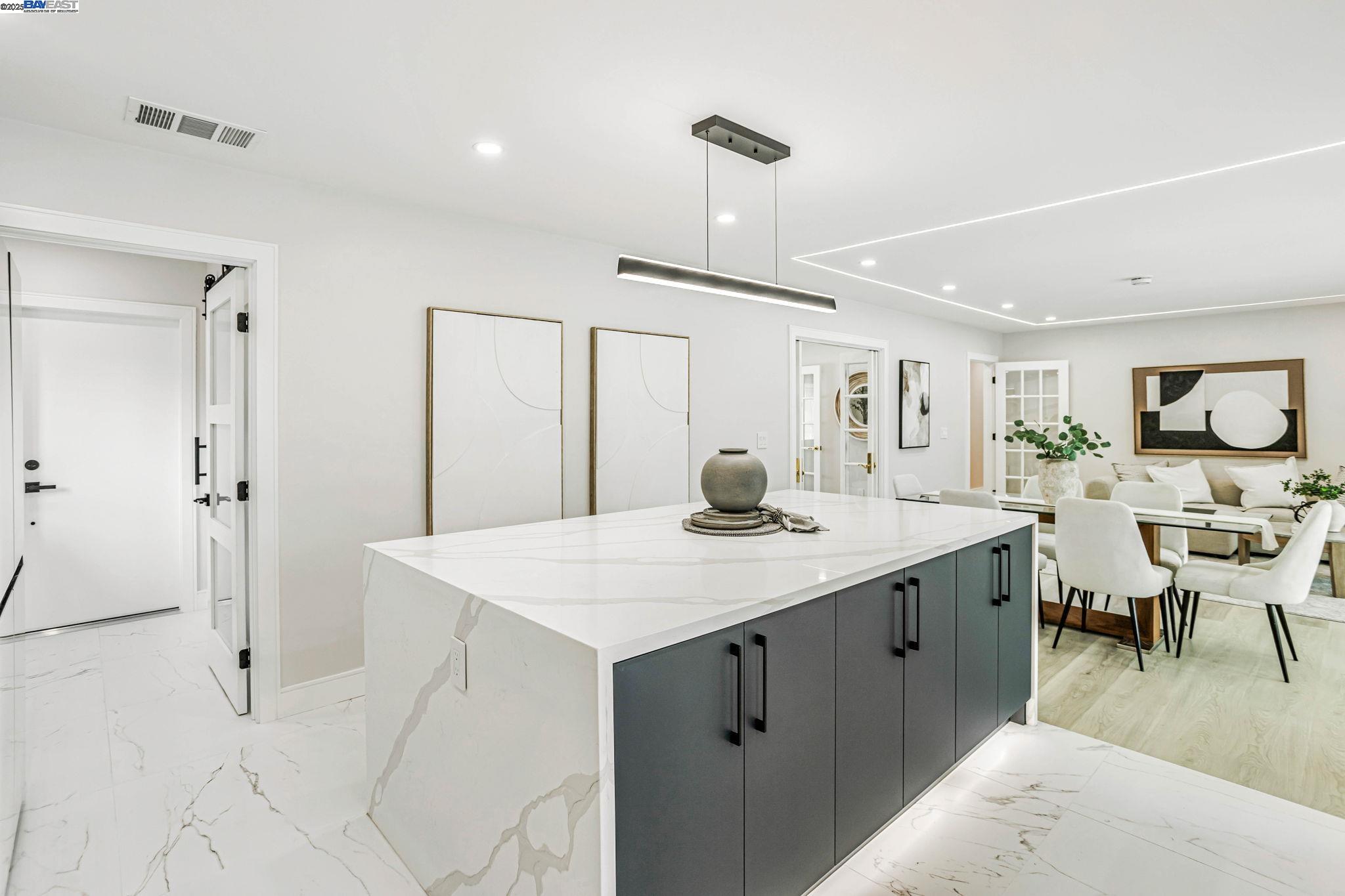 1137 Farragut Dr