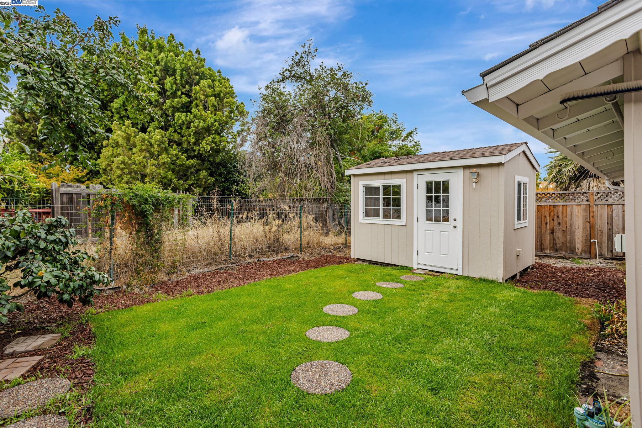 1137 Farragut Dr