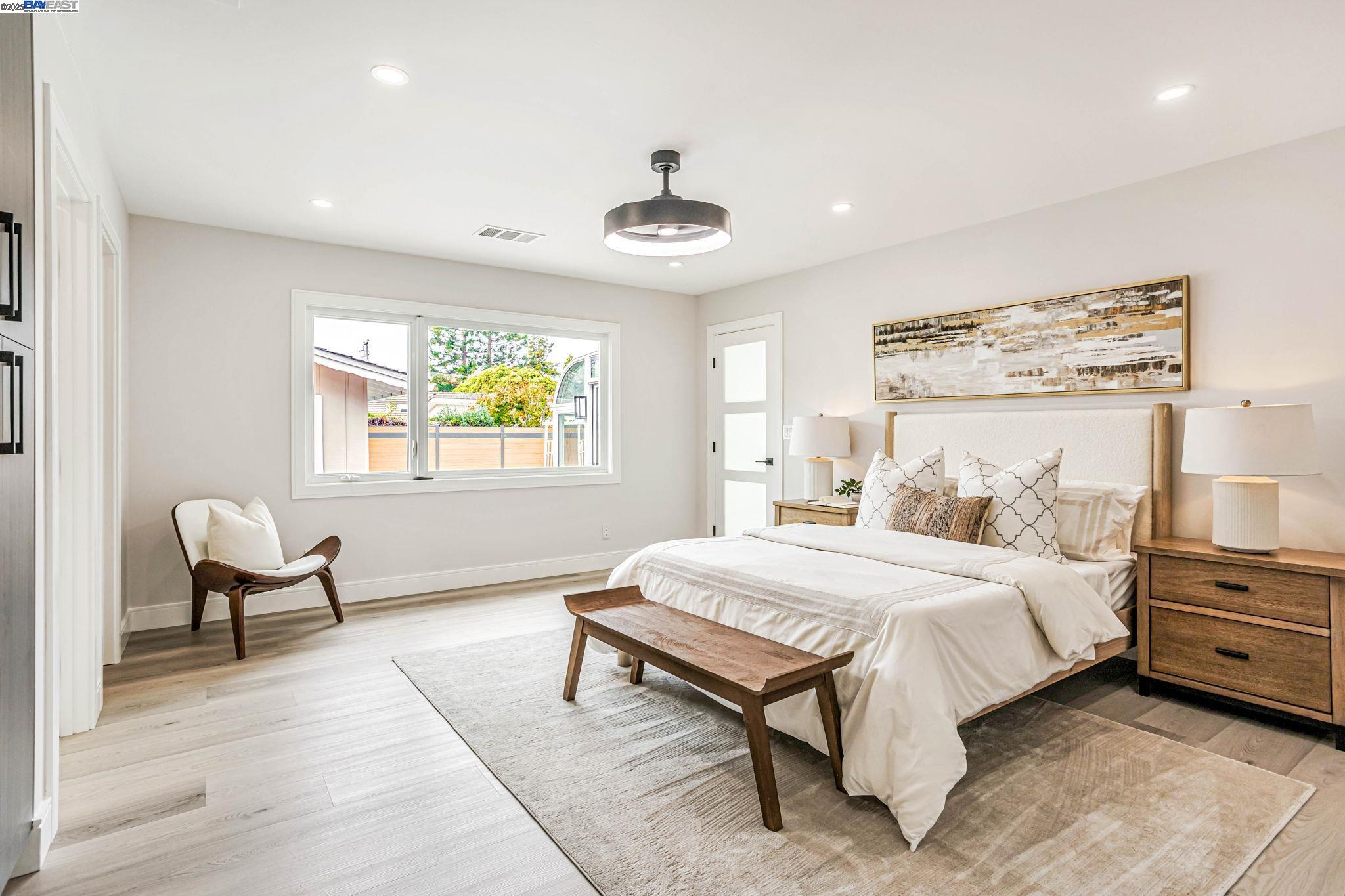 1137 Farragut Dr