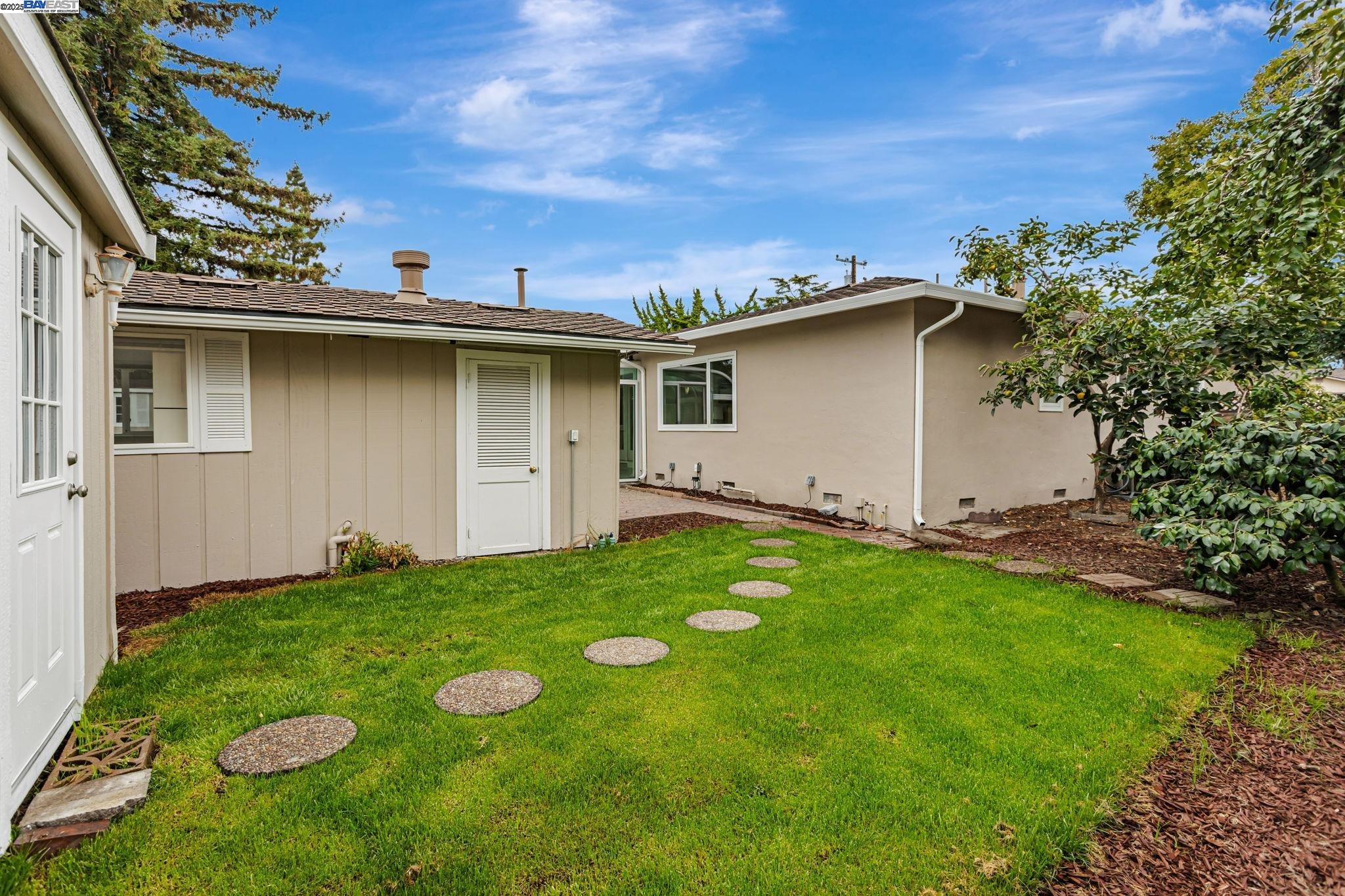 1137 Farragut Dr