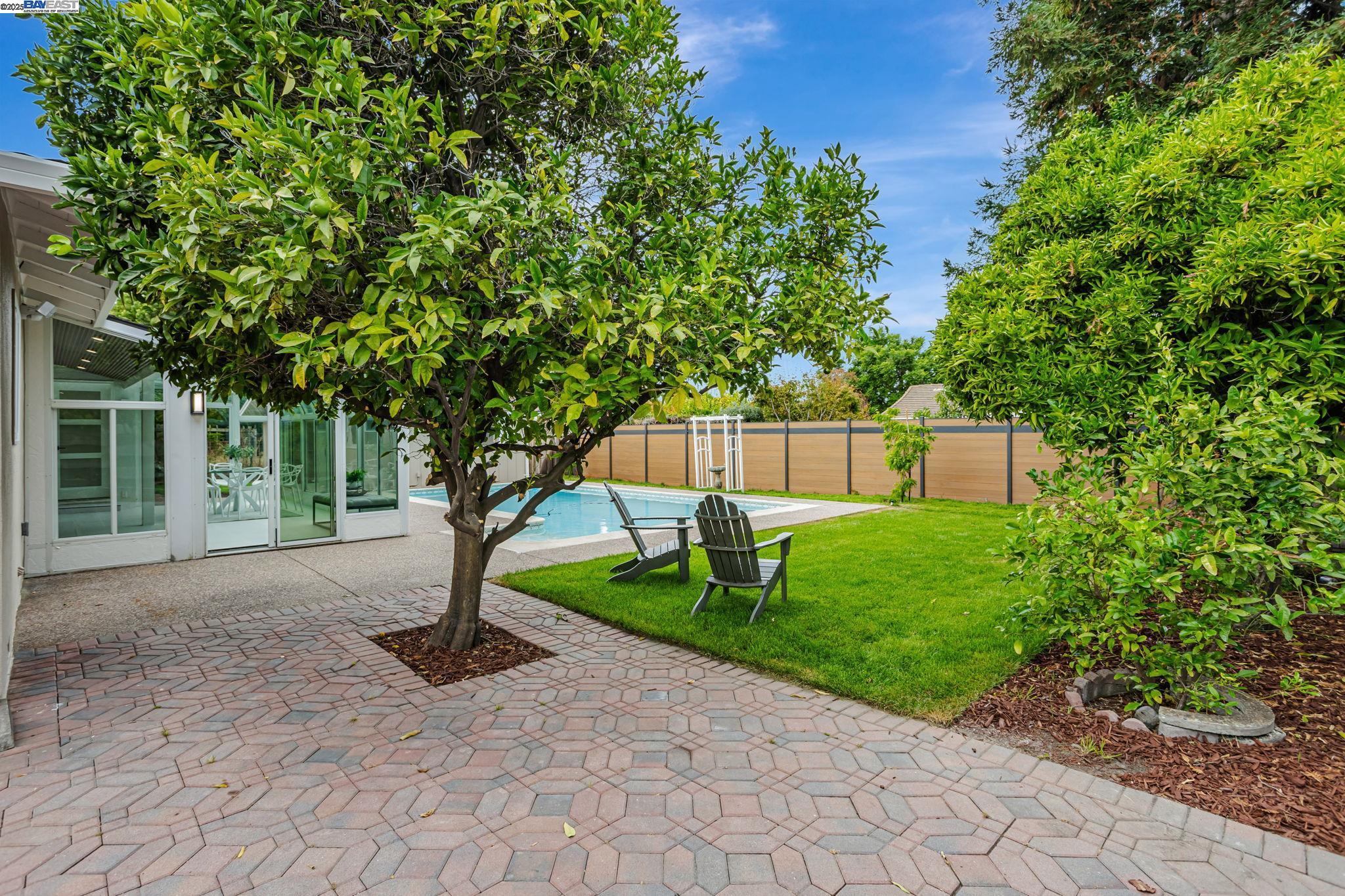 1137 Farragut Dr