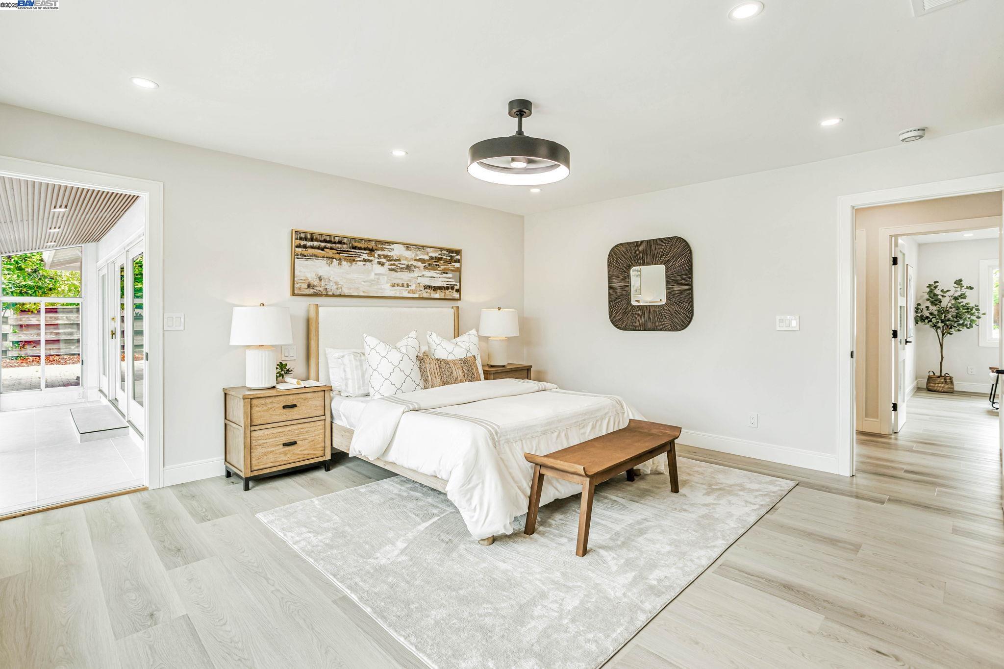 1137 Farragut Dr