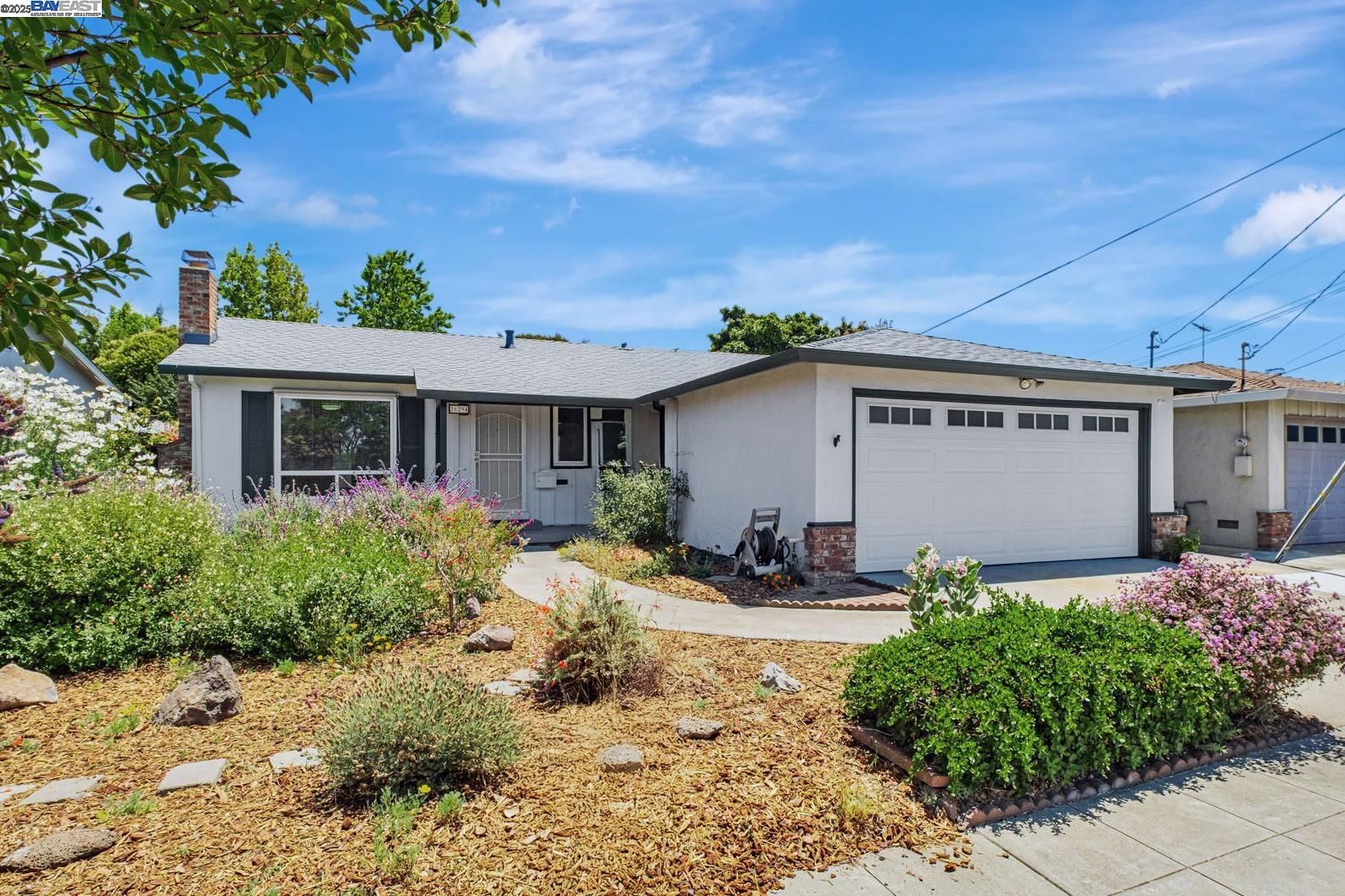 26294 Dodge Ave