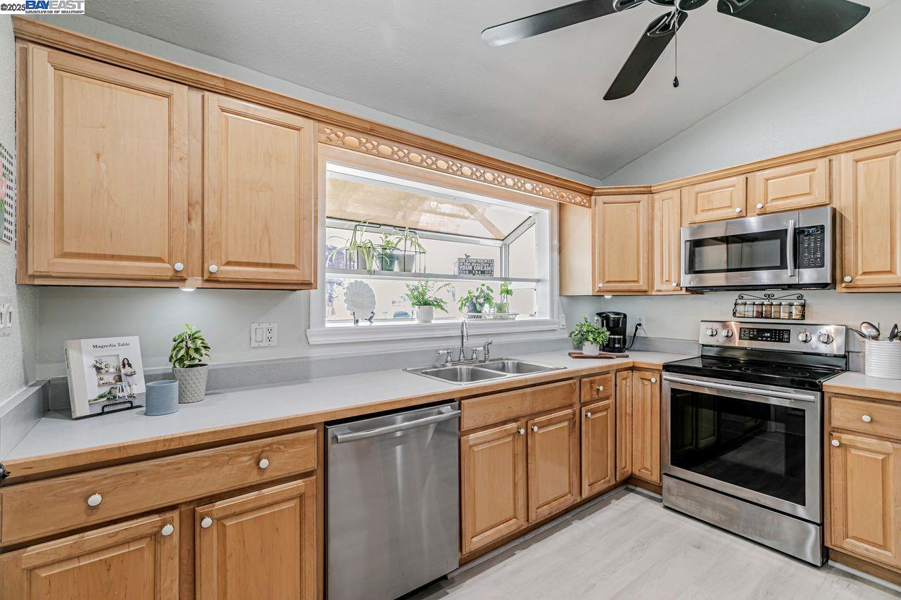 4533 Santa Cruz Ct