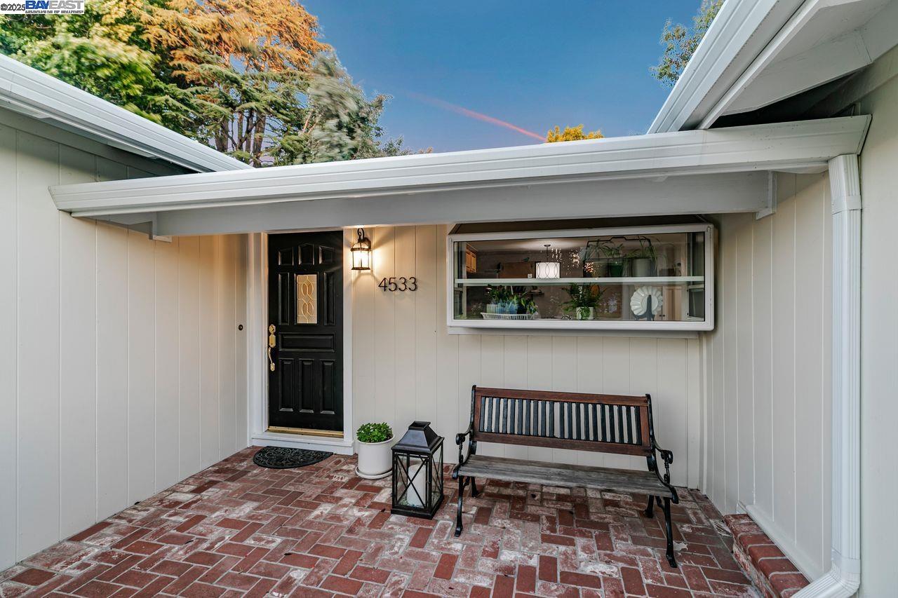 4533 Santa Cruz Ct