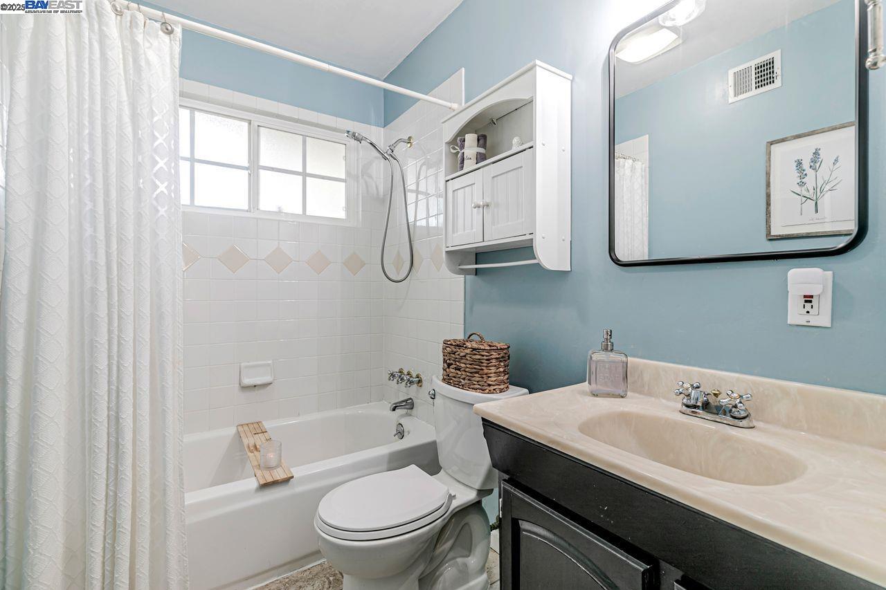 4533 Santa Cruz Ct
