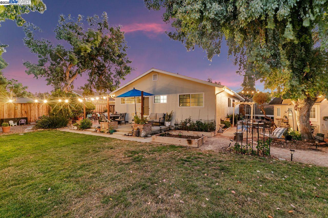 4533 Santa Cruz Ct