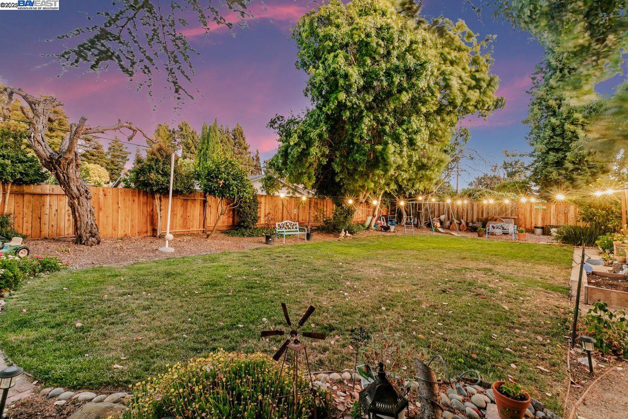 4533 Santa Cruz Ct