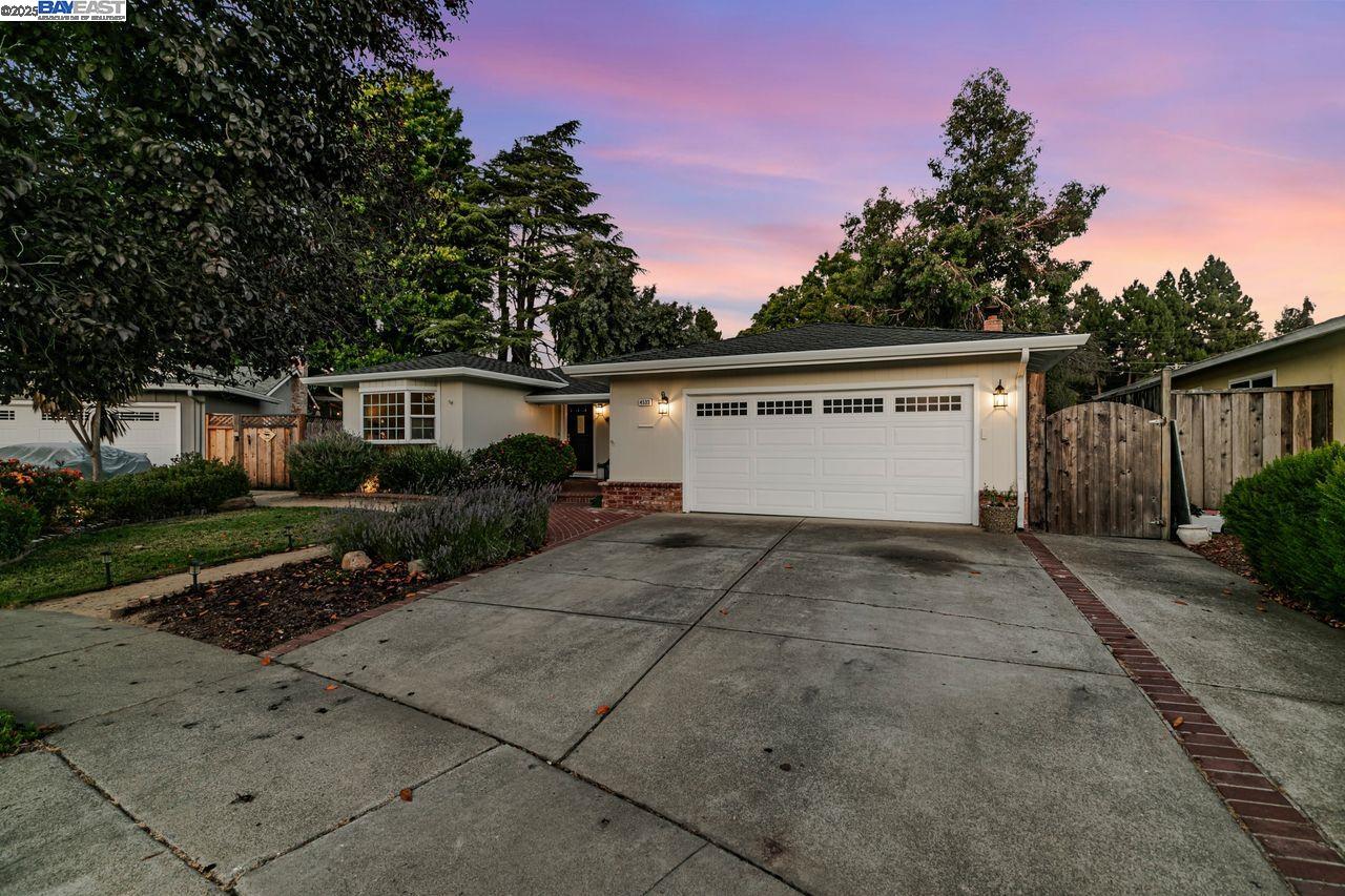 4533 Santa Cruz Ct