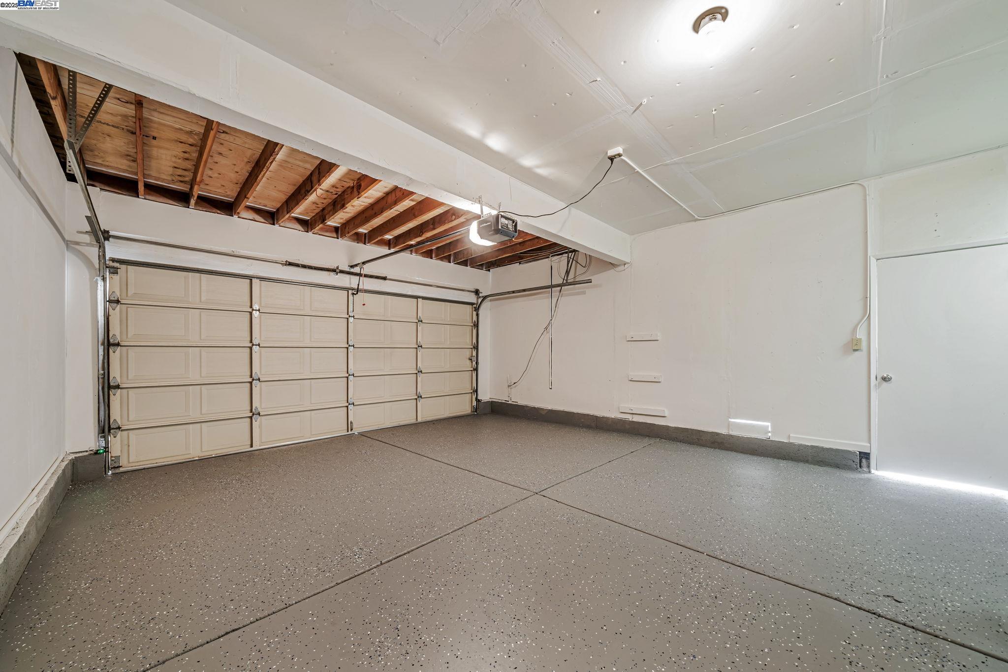3735 Oak Brook Ct